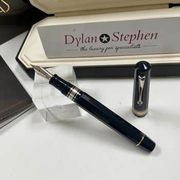 Omas Paragon Venice Blue fountain pen