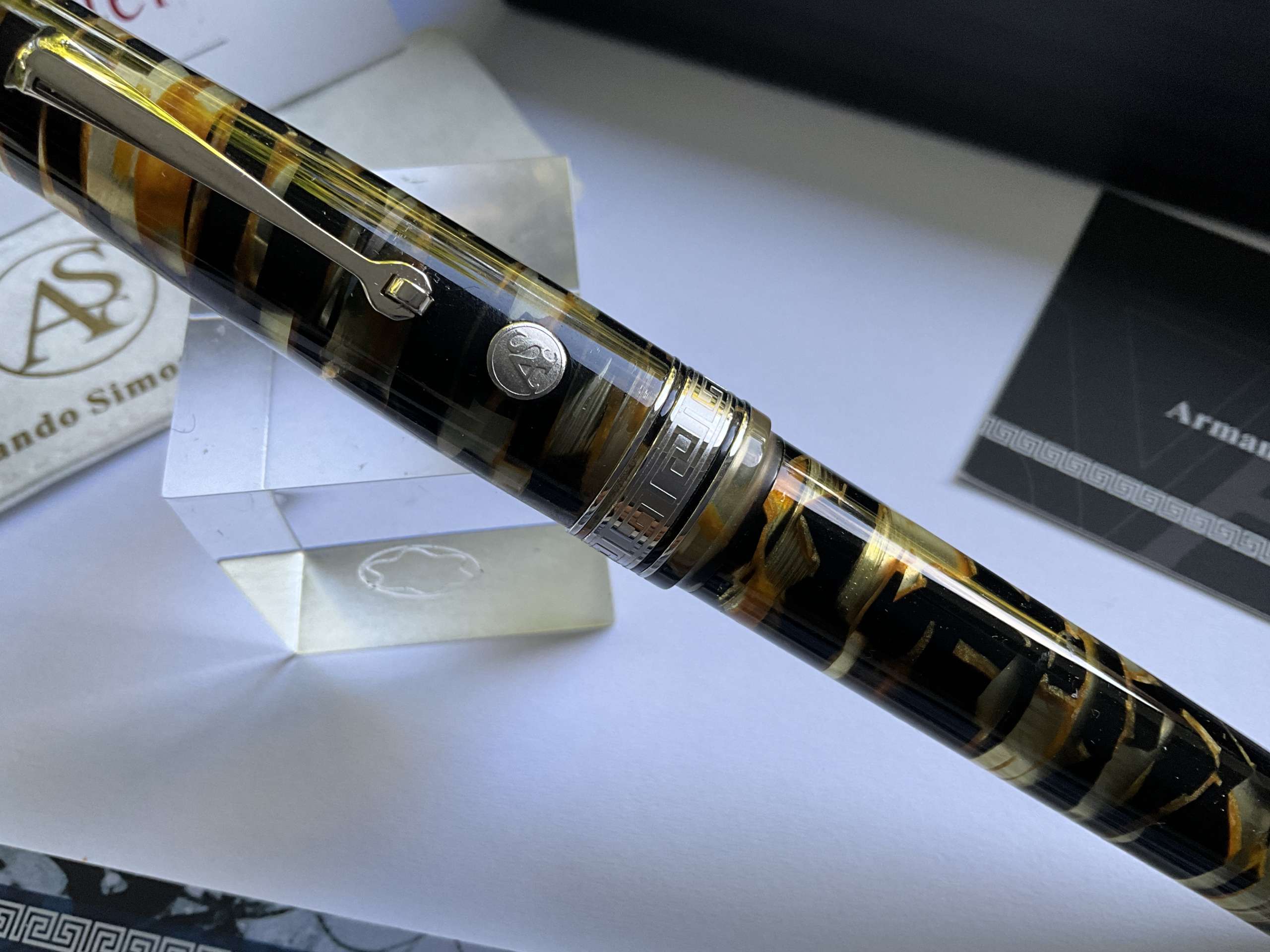 Armando Simoni Club ASC Oversized Extra yellow Lucens Limited Edition fountain pen - Image 4
