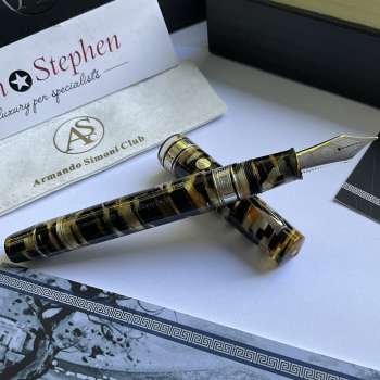 Armando Simoni Club ASC Oversized Extra yellow Lucens Limited Edition fountain pen