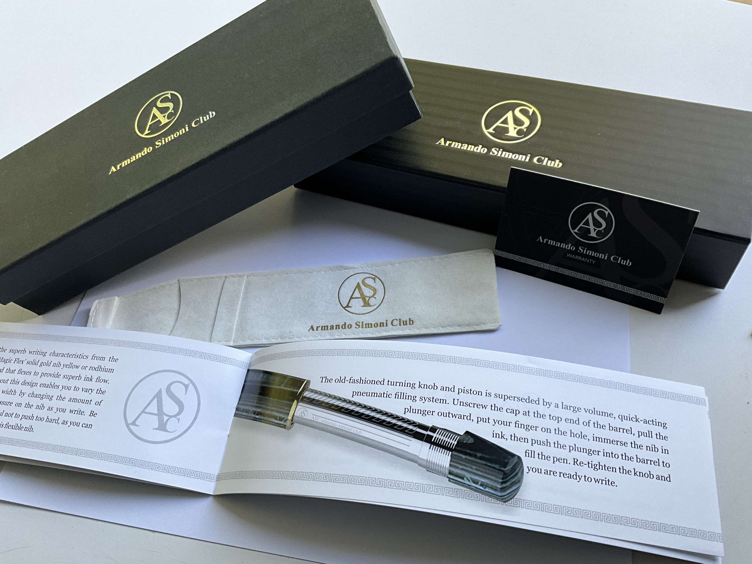 Armando Simoni Club ASC Oversized Extra yellow Lucens Limited Edition fountain pen - Image 7