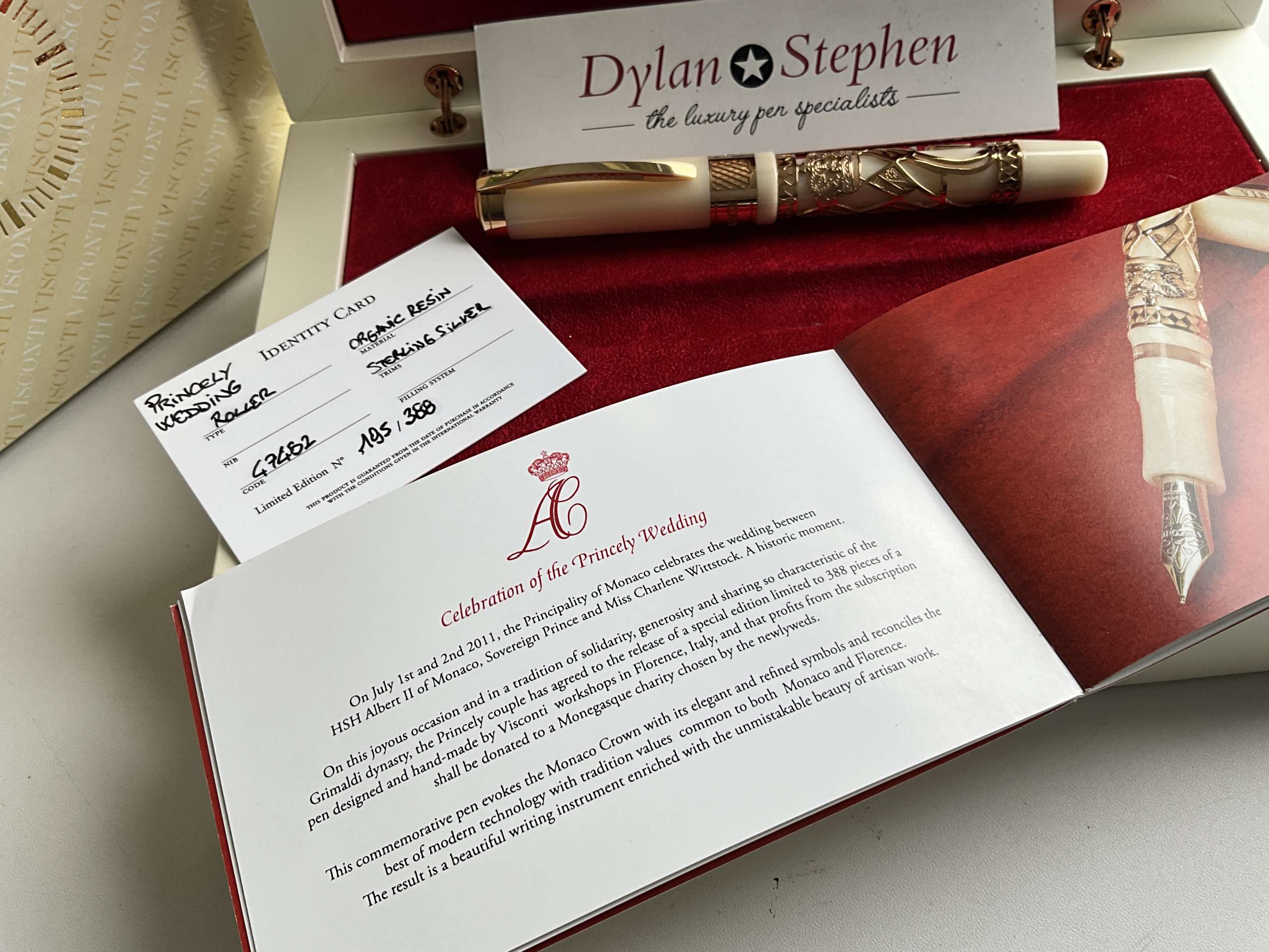 Visconti Princely Wedding Limited Edition rollerball pen - Image 10