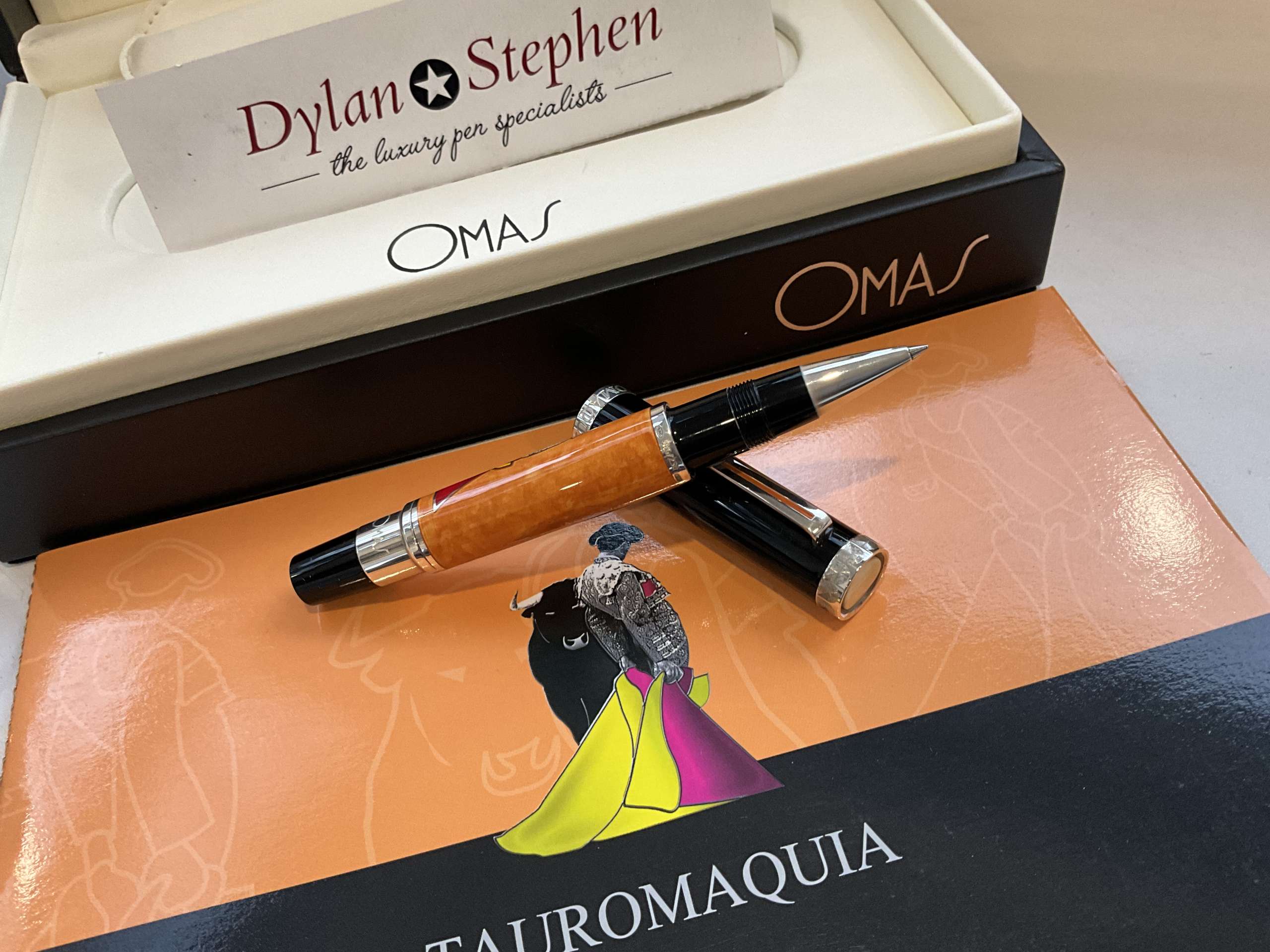 Omas Tauromaquia Limited Edition rollerball pen - Image 4