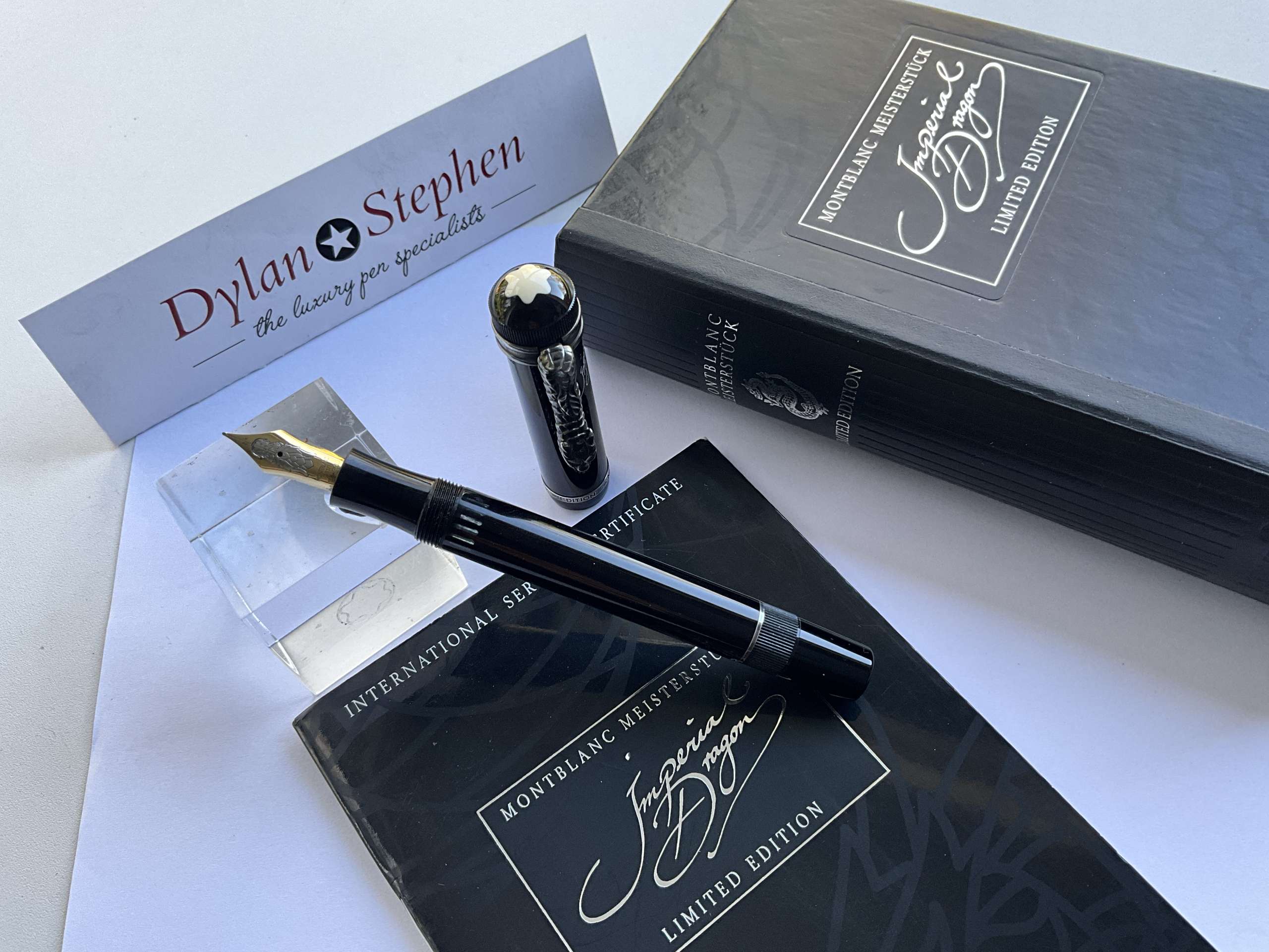 Montblanc Imperial Dragon limited edition fountain pen - Image 5