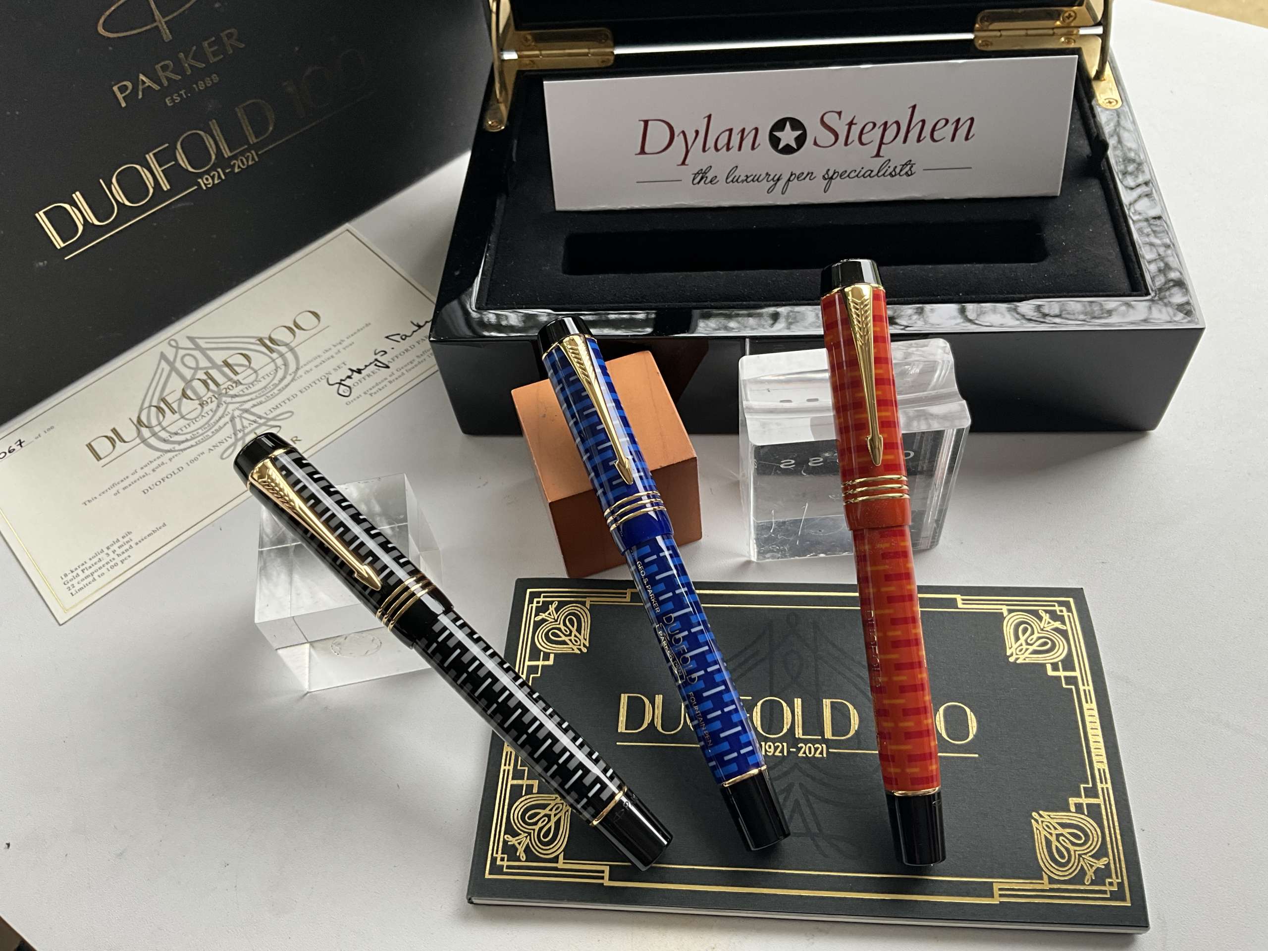 Parker Duofold 100 Year Anniversary 1921 - 2021 Limited Edition set of three fountain pens - Image 7