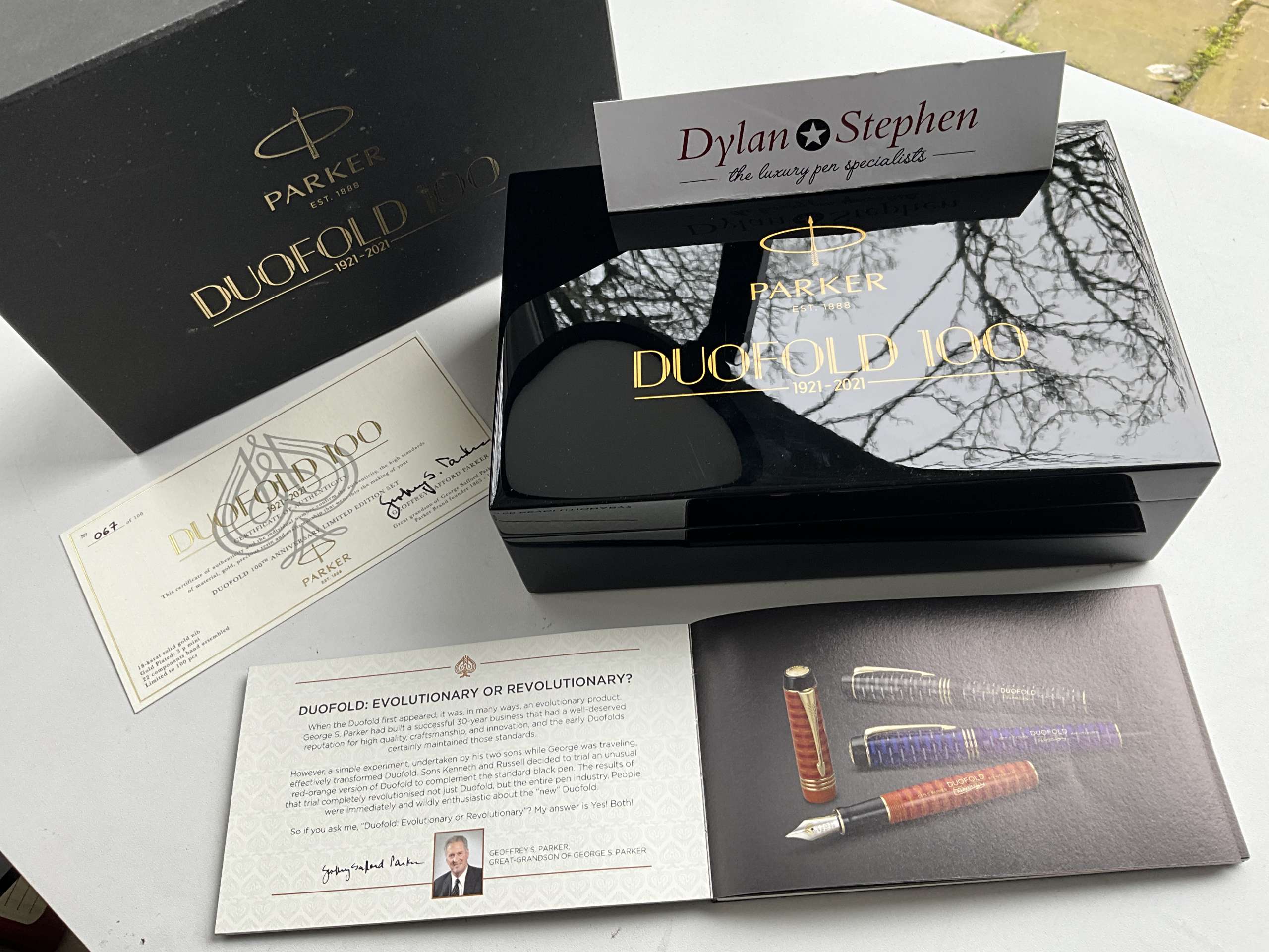Parker Duofold 100 Year Anniversary 1921 - 2021 Limited Edition set of three fountain pens - Image 11
