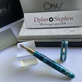 Omas Bologna blue swirl fountain pen