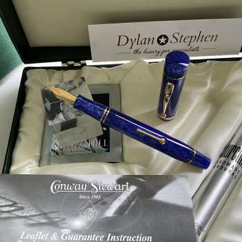 Conway Stewart Churchill Lapis Blue Limited Edition fountain pen
