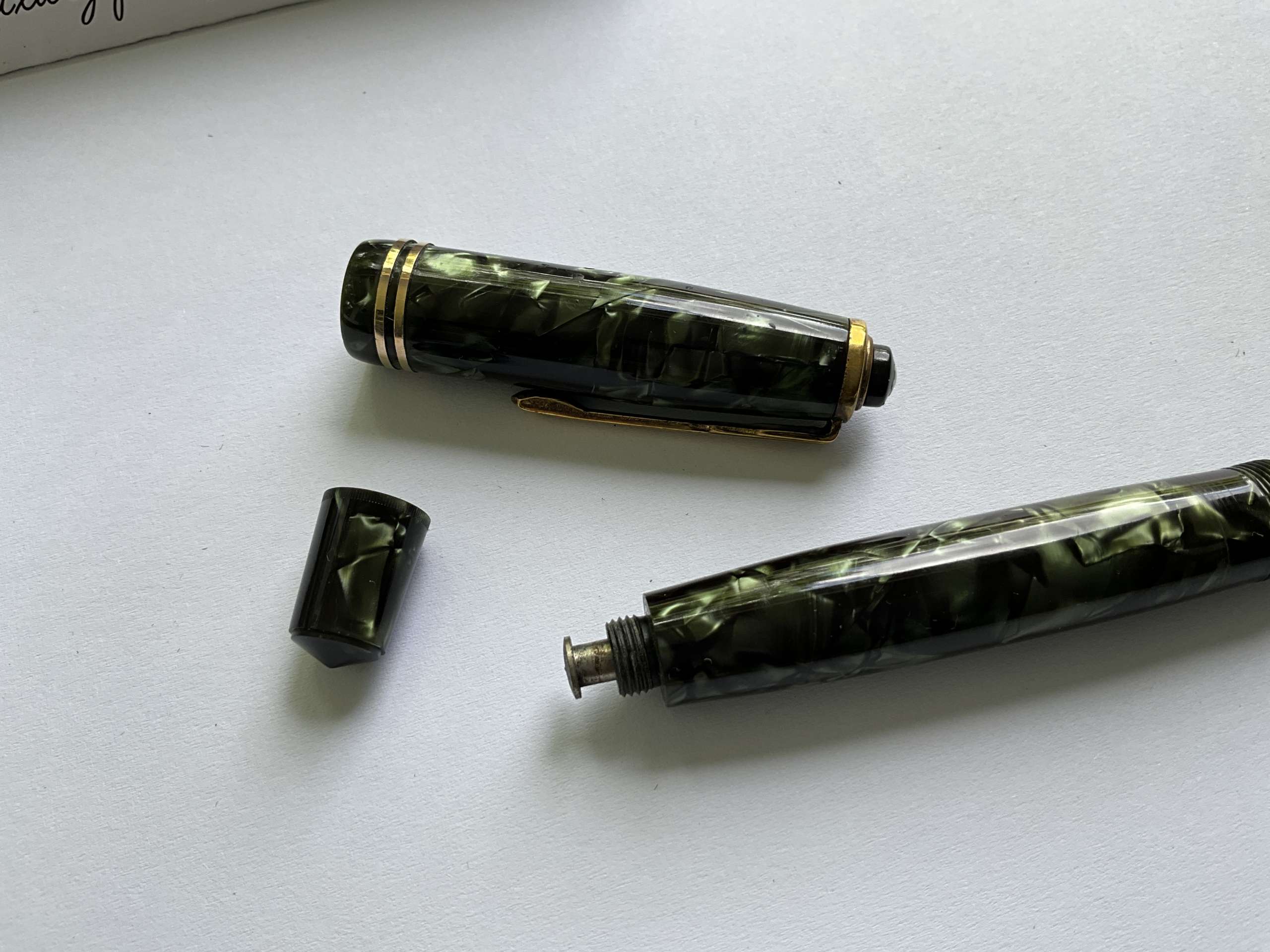 Montblanc no226 vintage green marbled fountain pen - Image 7