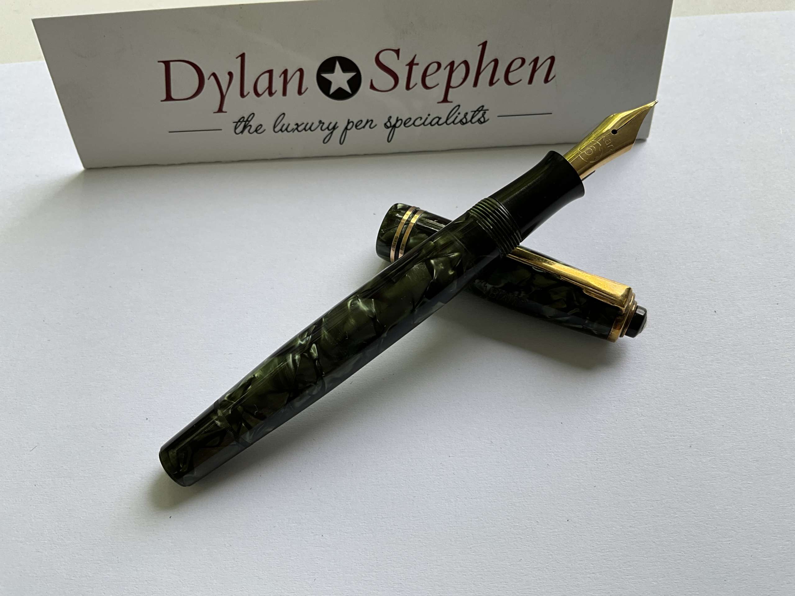 Montblanc no226 vintage green marbled fountain pen - Image 4