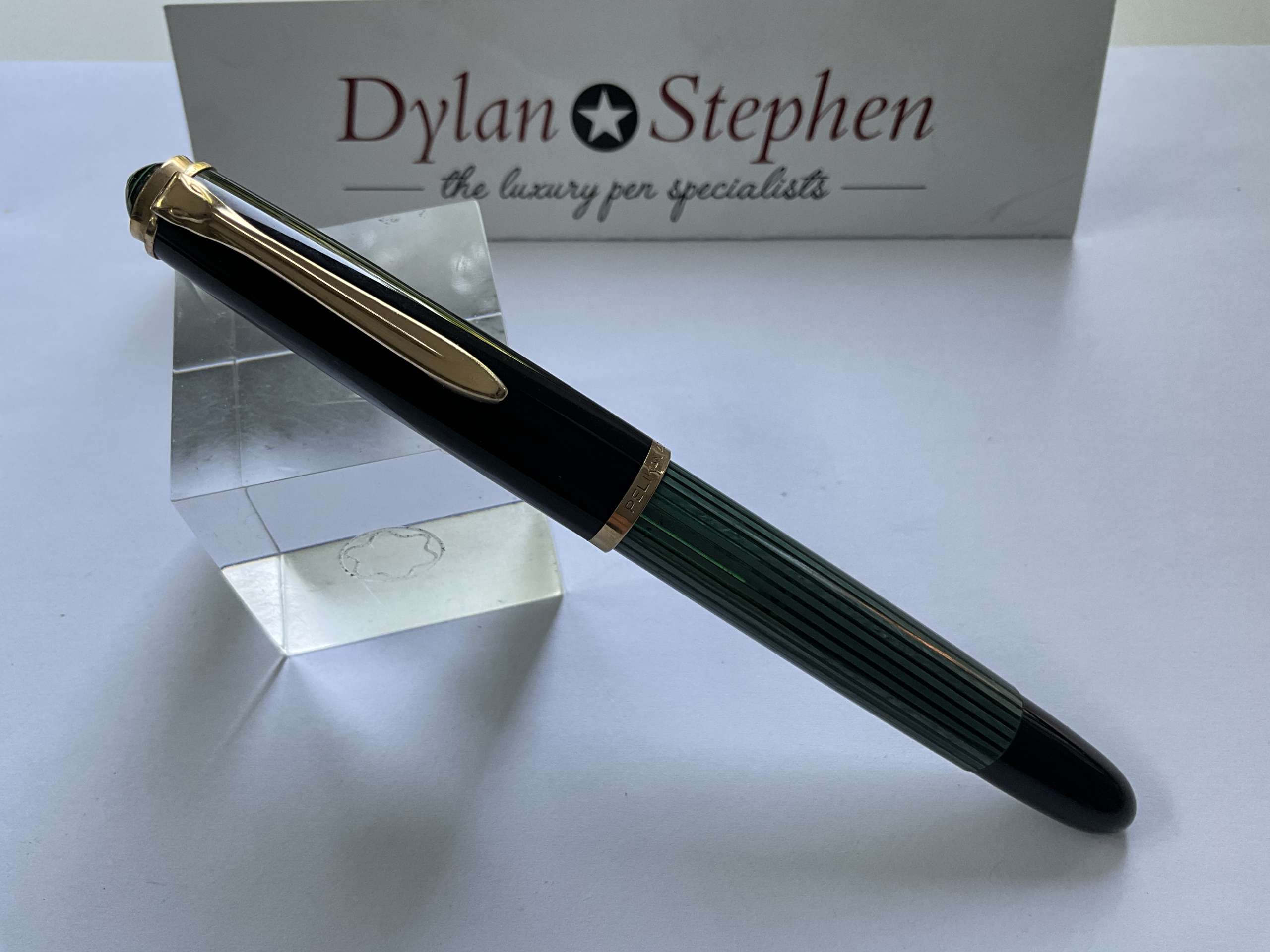 Pelikan 400NN Green Black Stripe 1950's Piston Filler Fountain Pen - Image 7