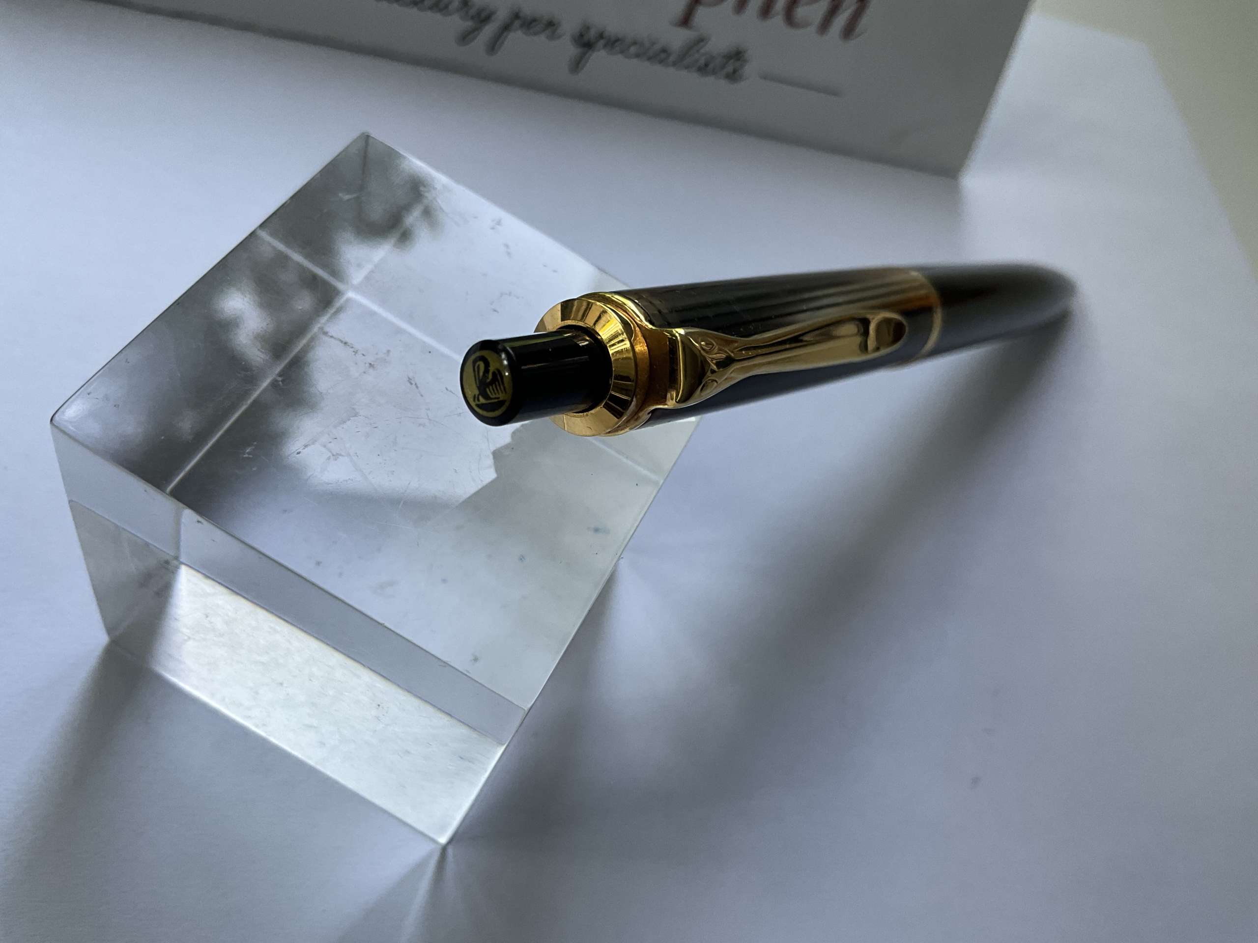 Pelikan Souveran tortoiseshell ballpoint pen - Image 3