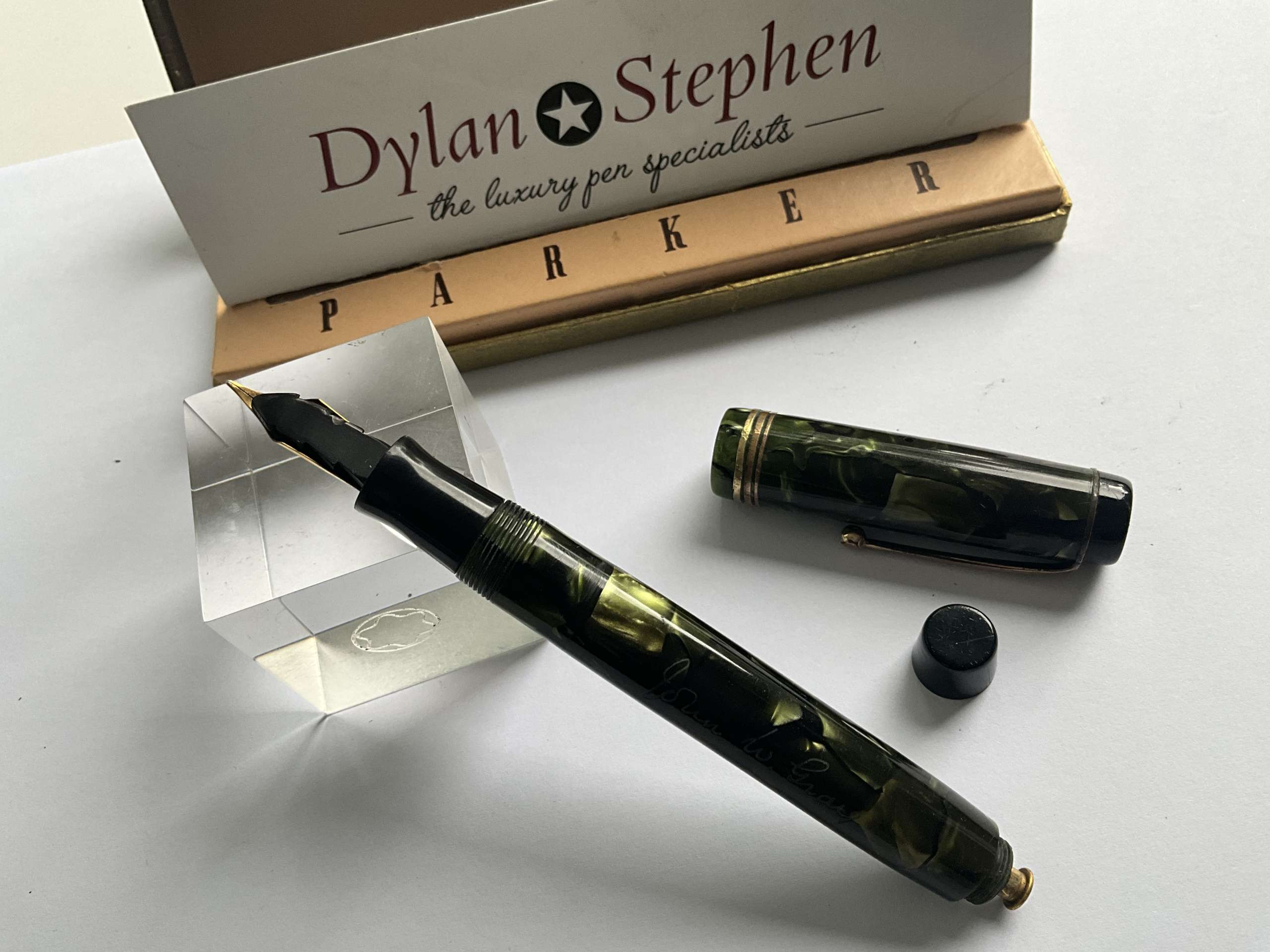 Parker Duofold Deluxe Senior Green and Black Fountain Pen (Canada, 1930s) - Image 5