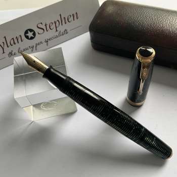 Parker Duofold Maxima Emerald Pearl Vintage fountain pen