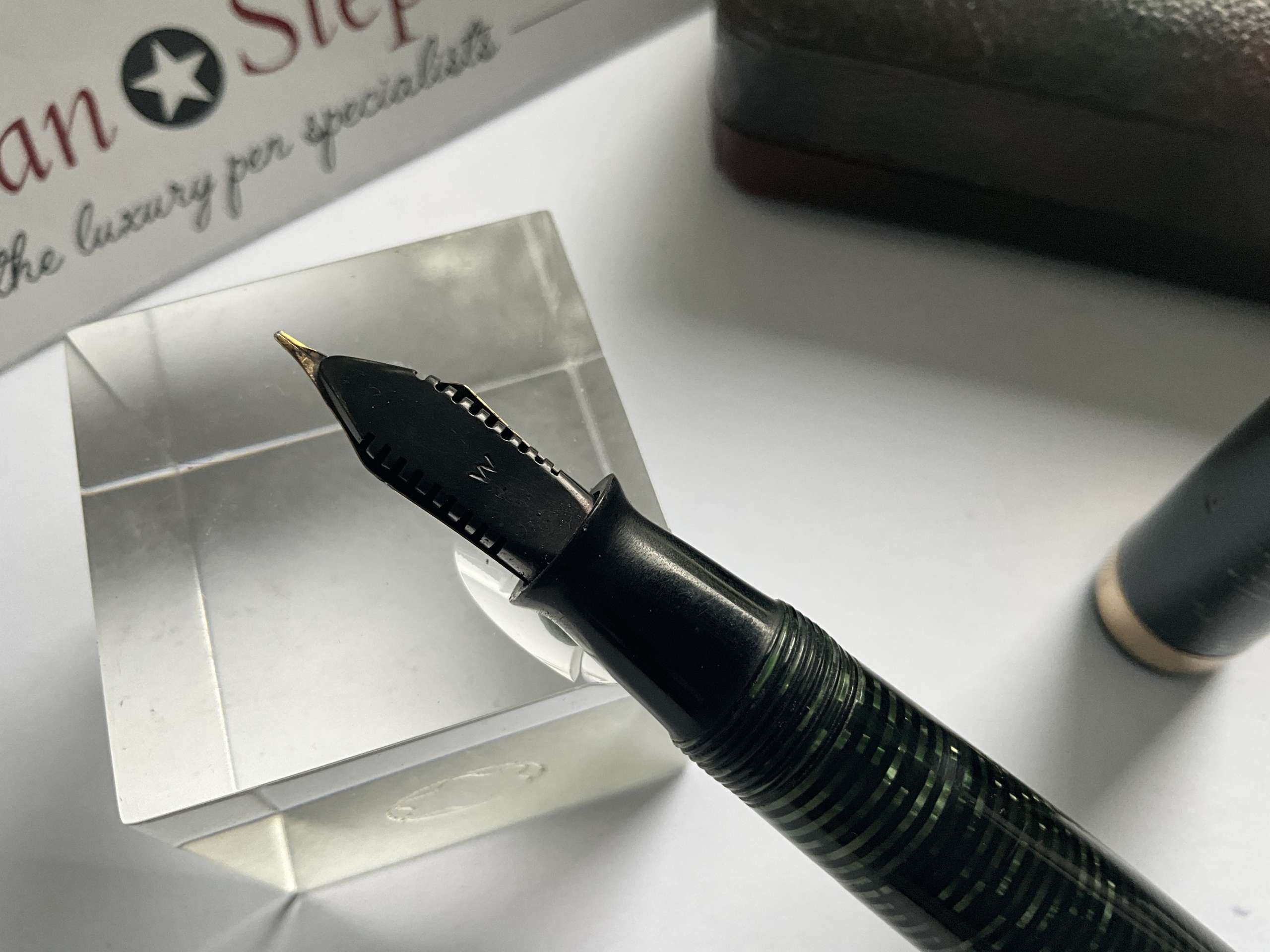 Parker Duofold Maxima Emerald Pearl Vintage fountain pen - Image 3