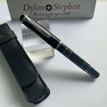 Pelikan Souveran R215 Special Edition Black Rectangle pattern rollerball pen + Leather Pouch