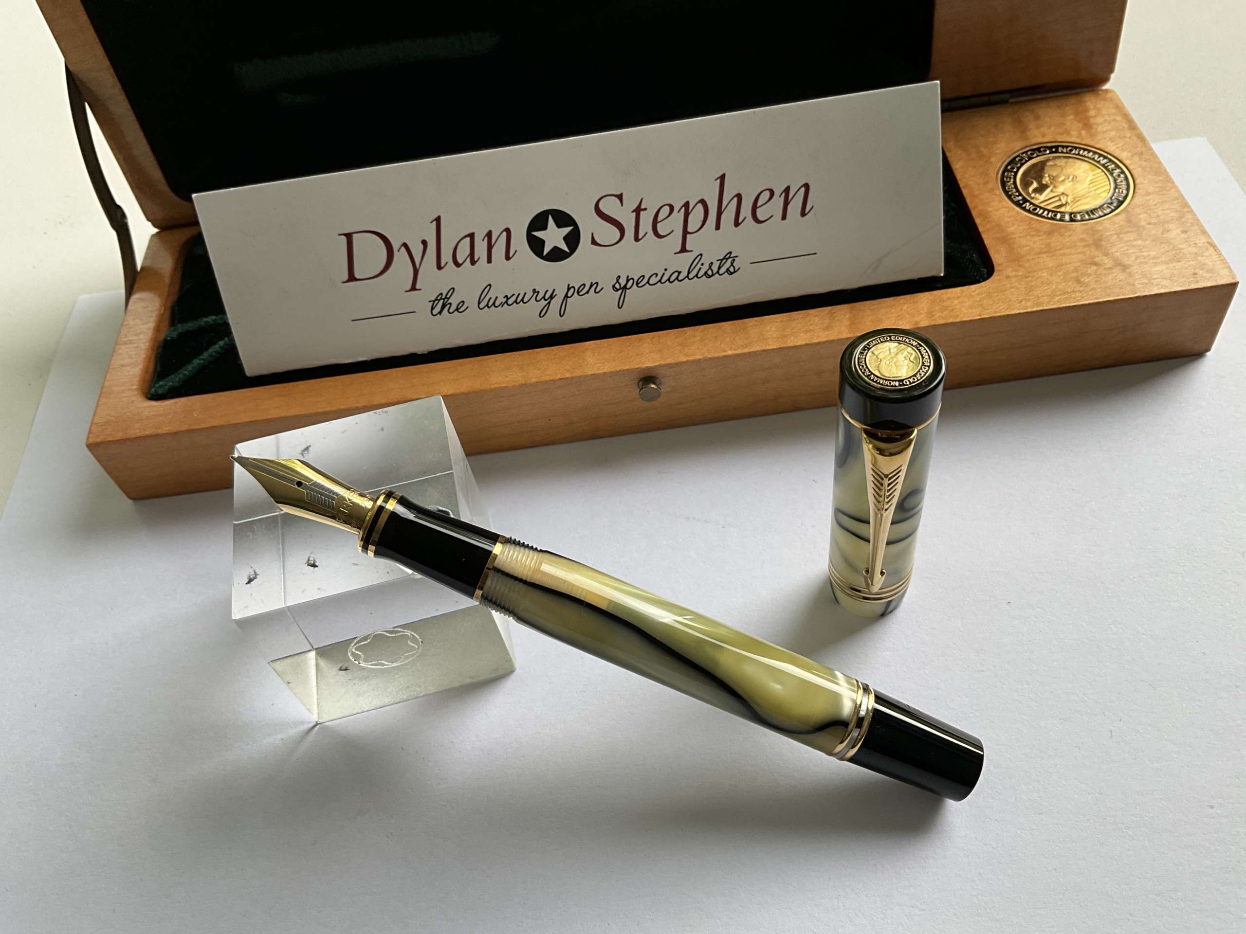 Parker Duofold Centennial Norman Rockwell Limited Edition fountain pen - Image 6