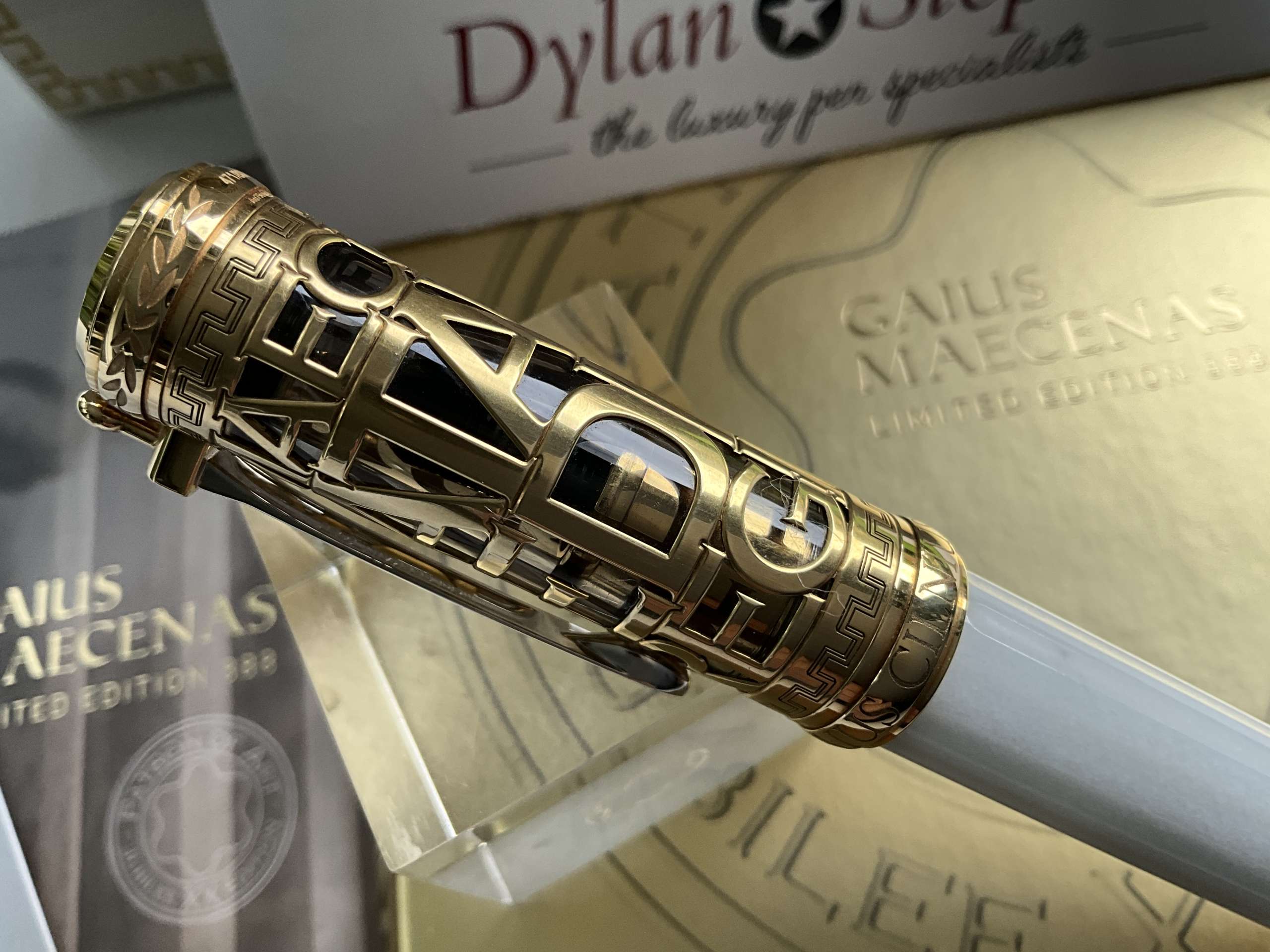 Montblanc Patron of the Arts Gaius Maecenas 888 Limited Edition Fountain Pen - Image 5