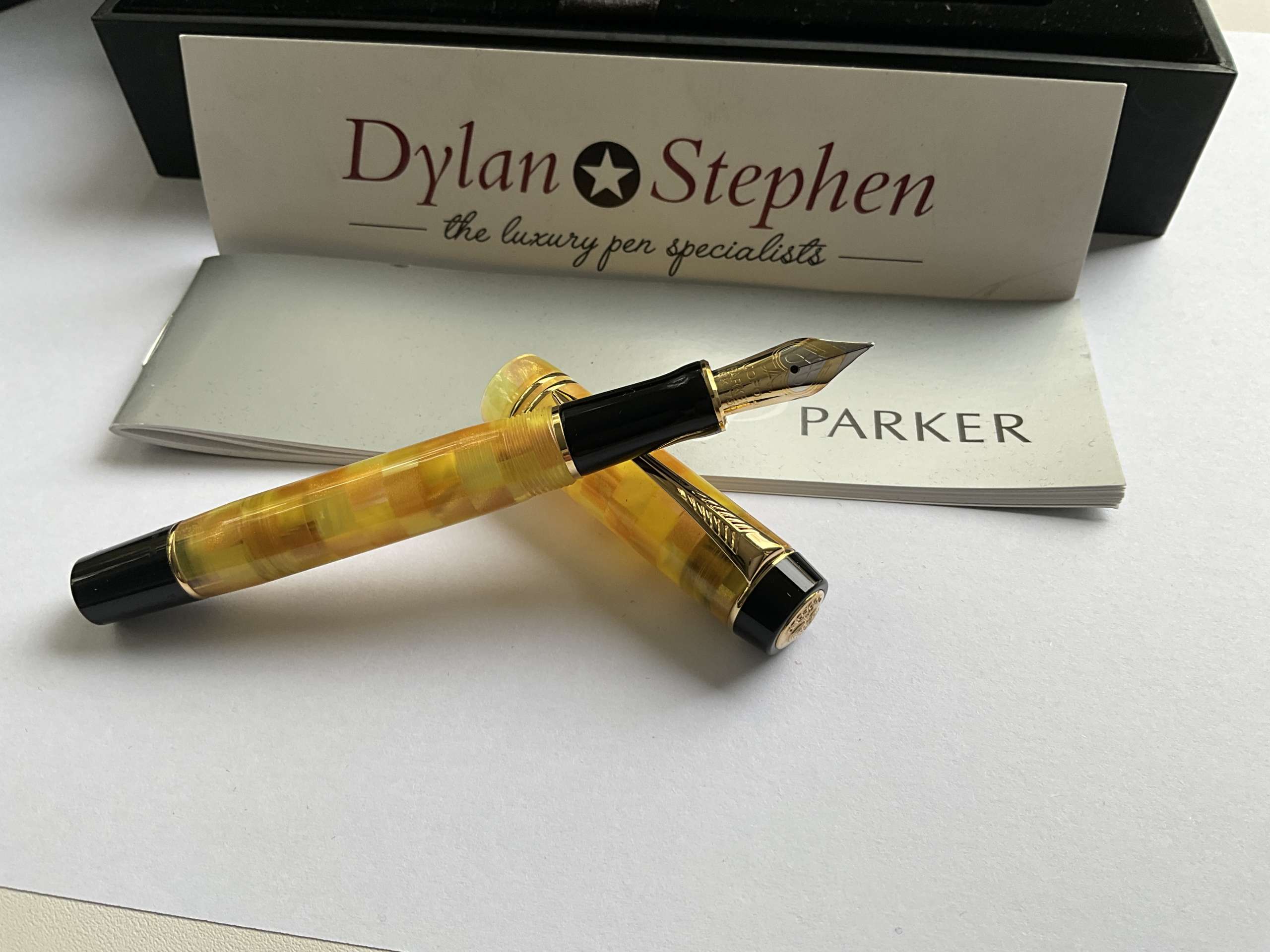 Parker Duofold Demi Citrine fountain pen - Image 4