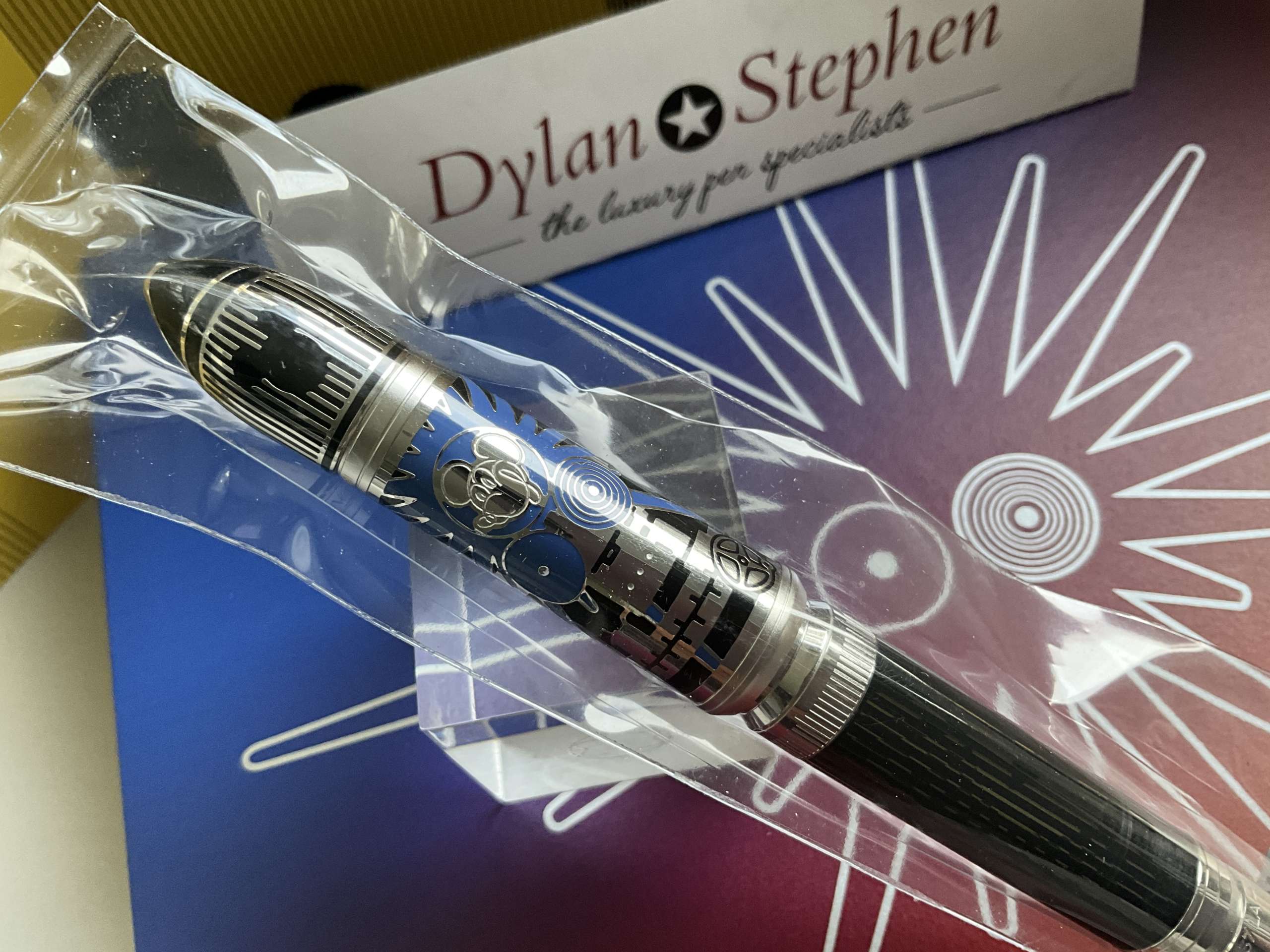 Montblanc Great Characters Walt Disney Limited Edition 1901 fountain pen - Image 2