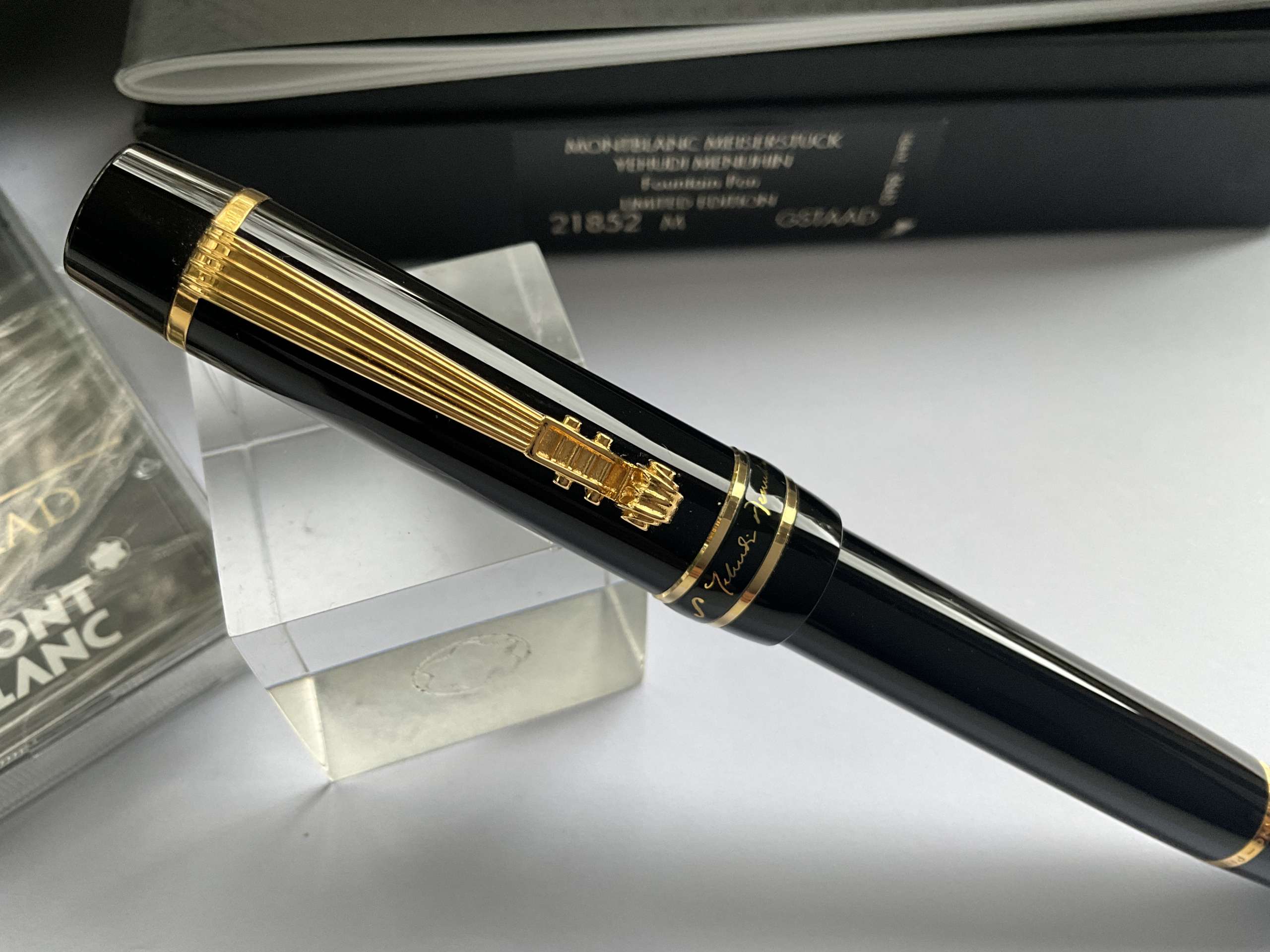 Montblanc Meisterstuck Yehudi Menuhin Donation Special Edition Fountain Pen - Image 3