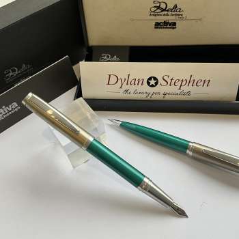 Delta Activa Hi Tech Design Green fountain pen and Mechanical Pencil pen set