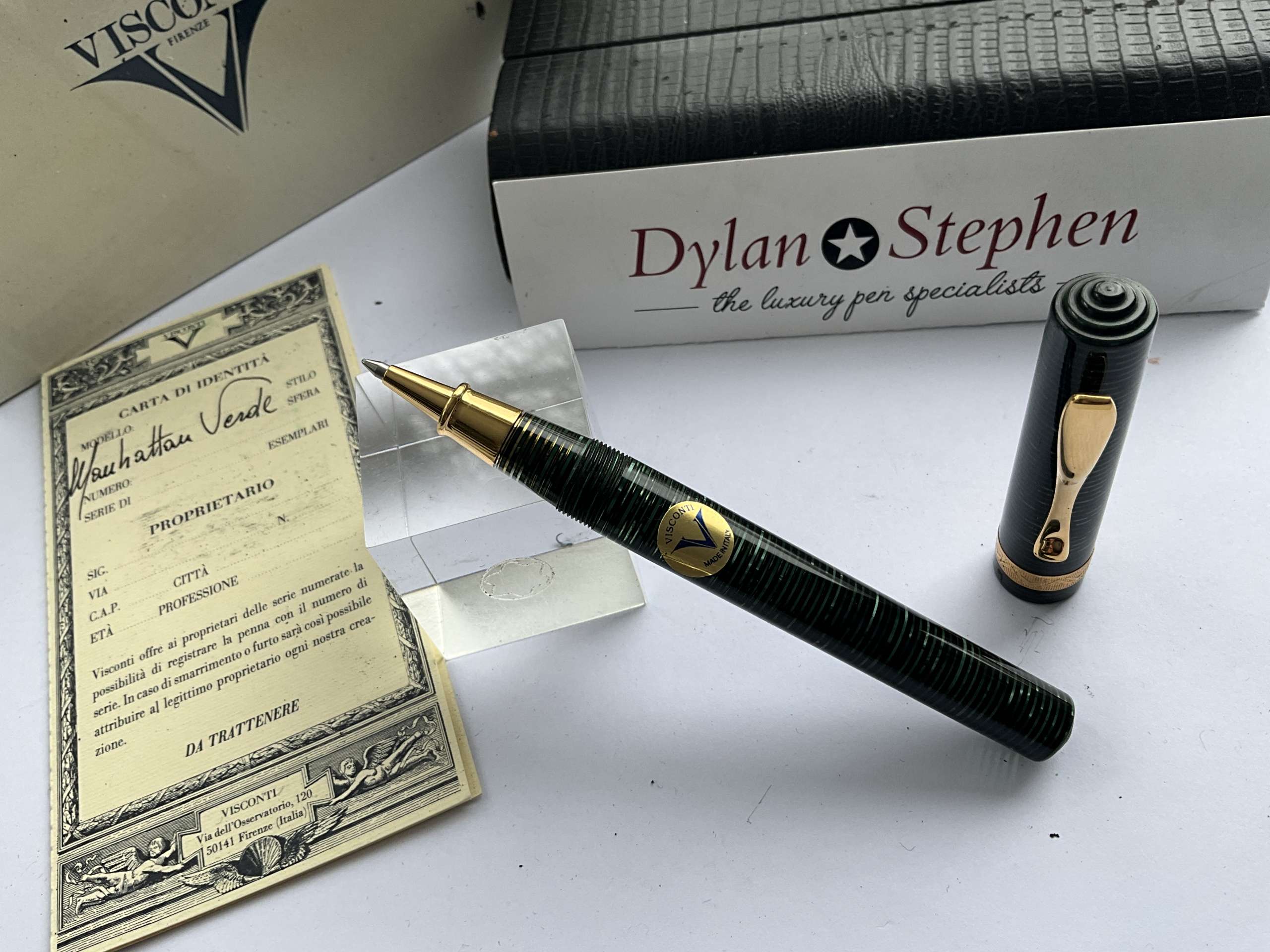 Visconti Manhattan Verdi Celluloid Rollerball pen