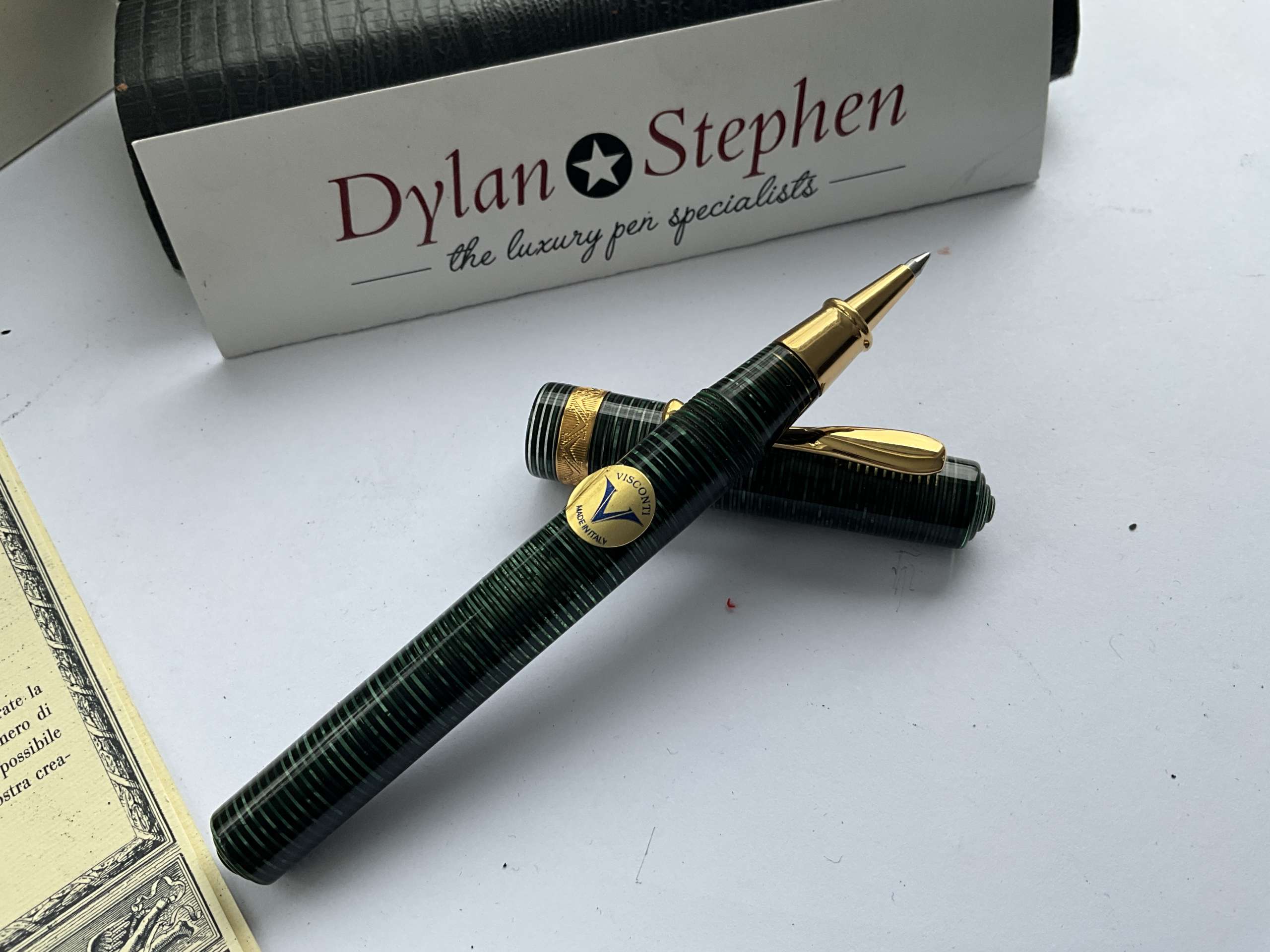 Visconti Manhattan Verdi Celluloid Rollerball pen - Image 2