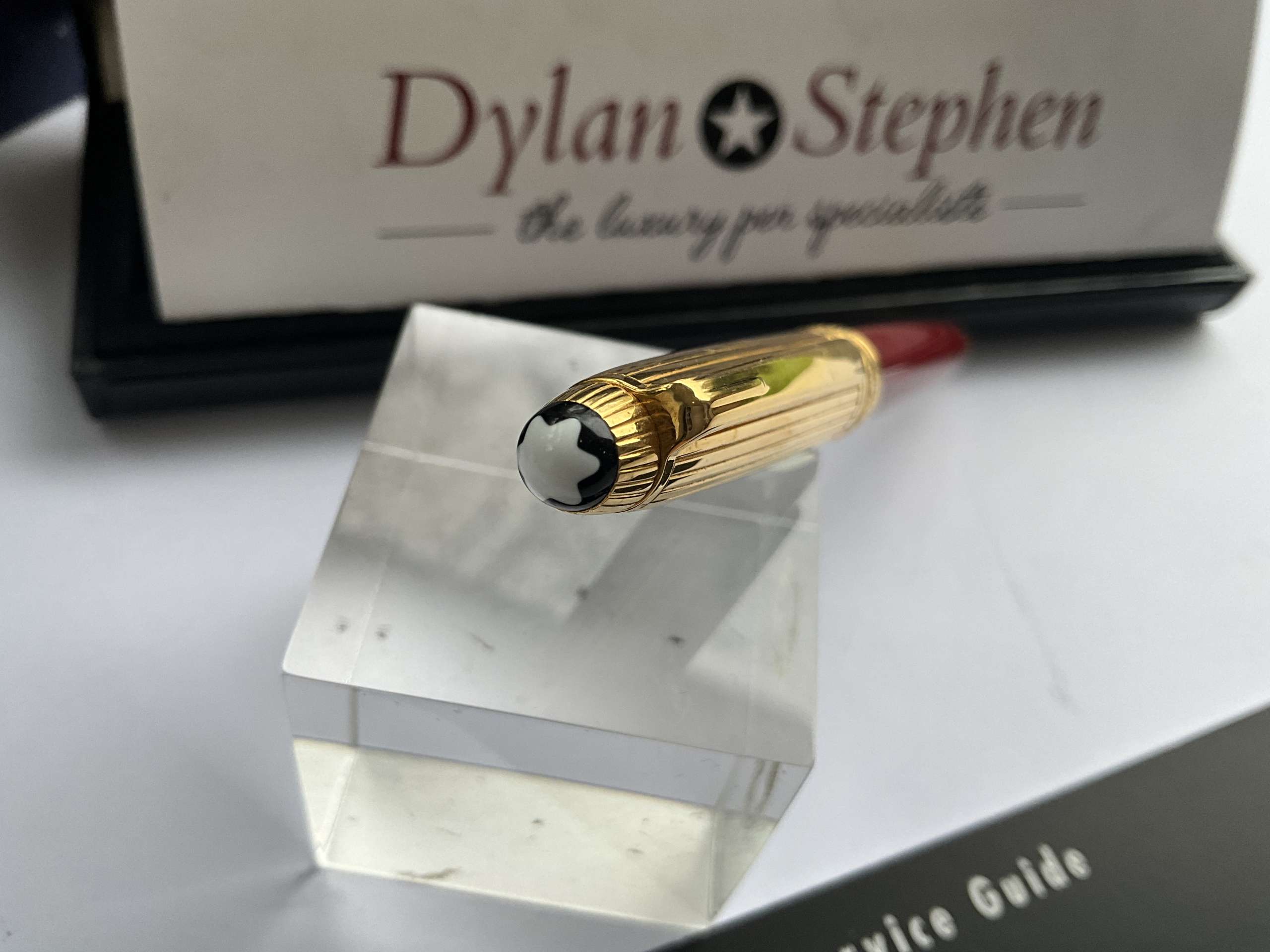 Montblanc Meisterstück Mozart Solitaire Coral Ballpoint Pen - Image 2