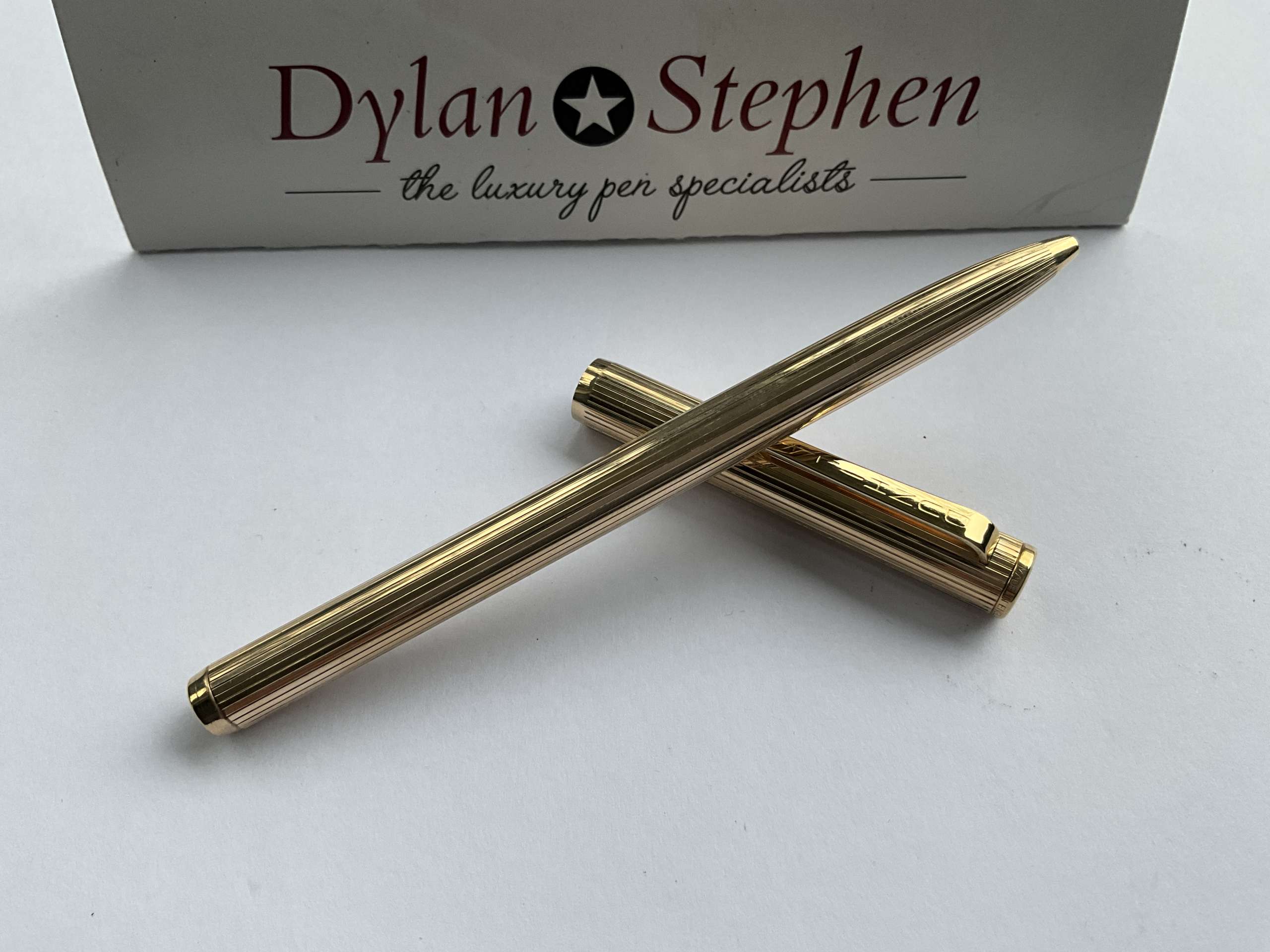 Dunhill Vintage Gold Plated Rollerball pen - Image 3