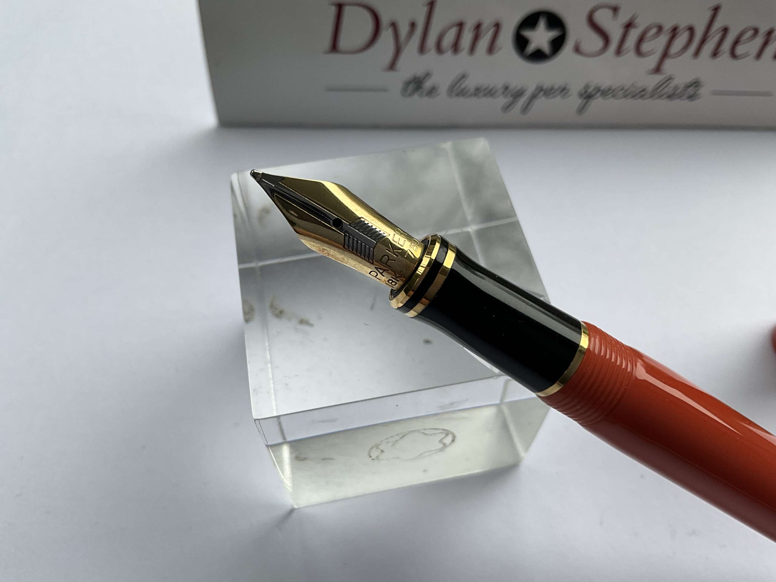 Parker Duofold International Orange fountain pen - Image 2