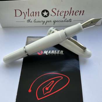 Marlen Class Collection White Fountain Pen