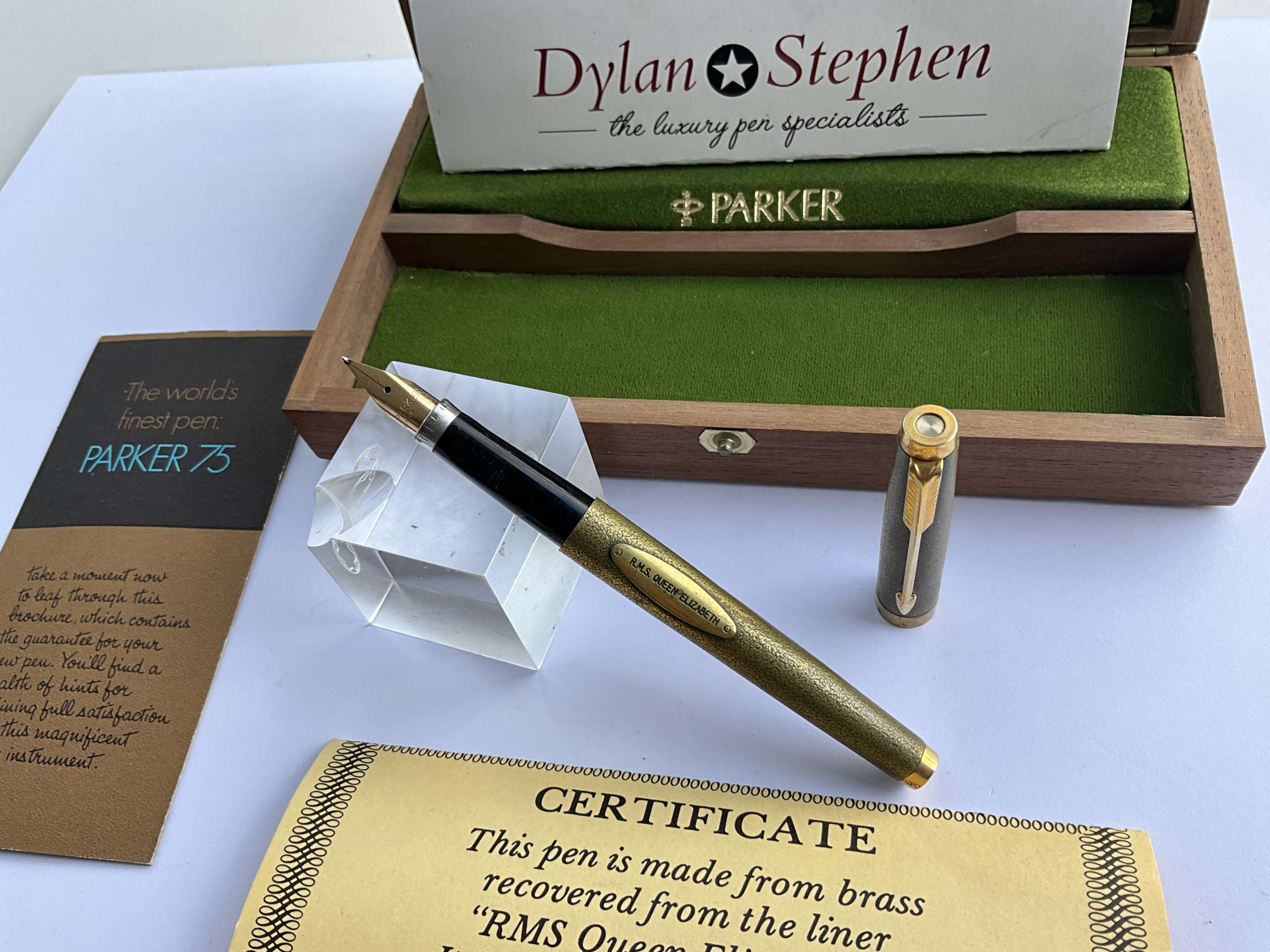 Parker 75 R.M.S. Queen Elizabeth Limited Edition fountain pen