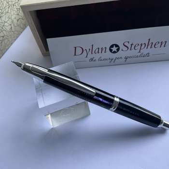 Pilot Namiki Capless Vanishing Point Raden Stripe Fountain Pen
