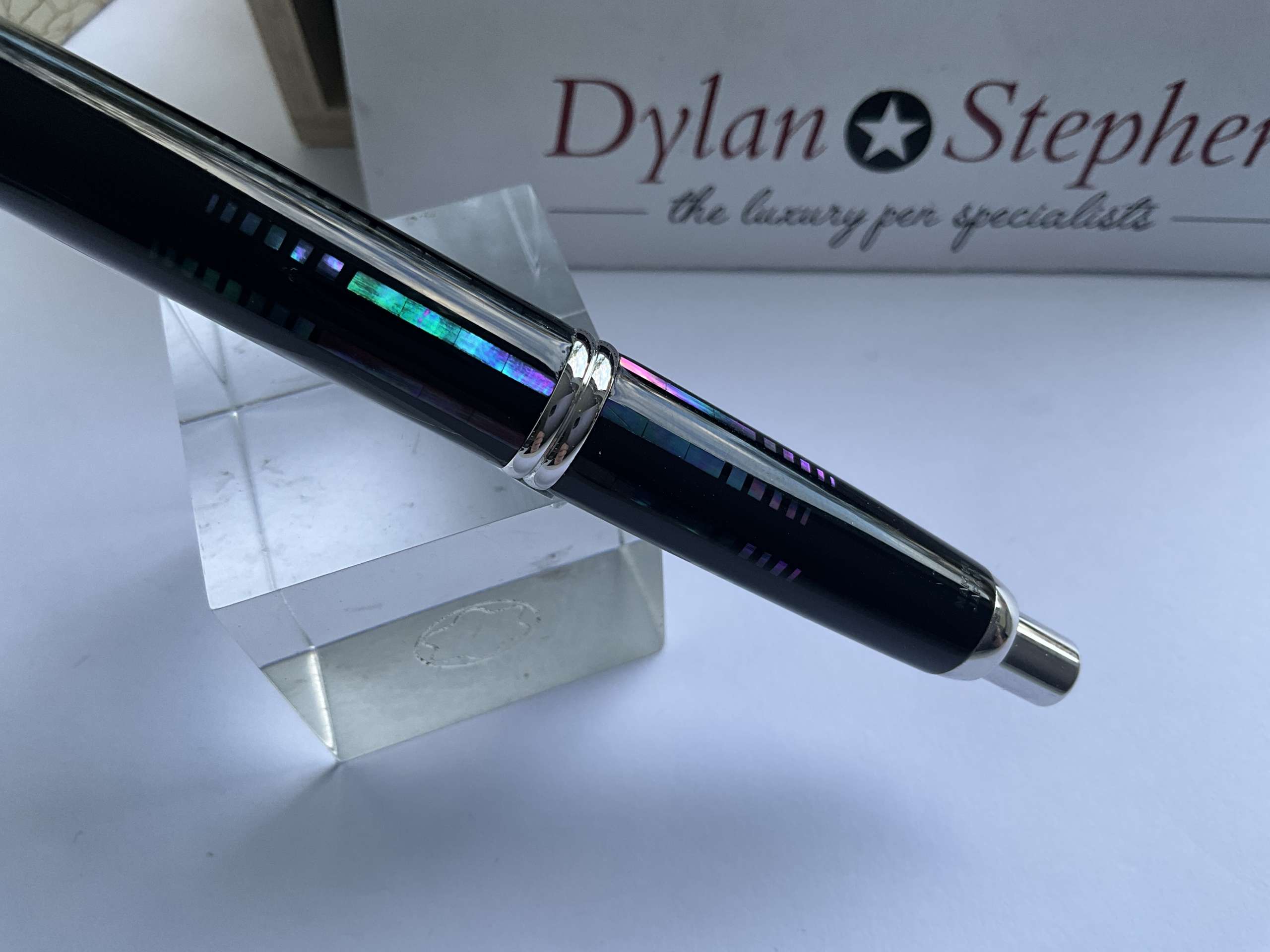 Pilot Namiki Capless Vanishing Point Raden Stripe Fountain Pen - Image 4