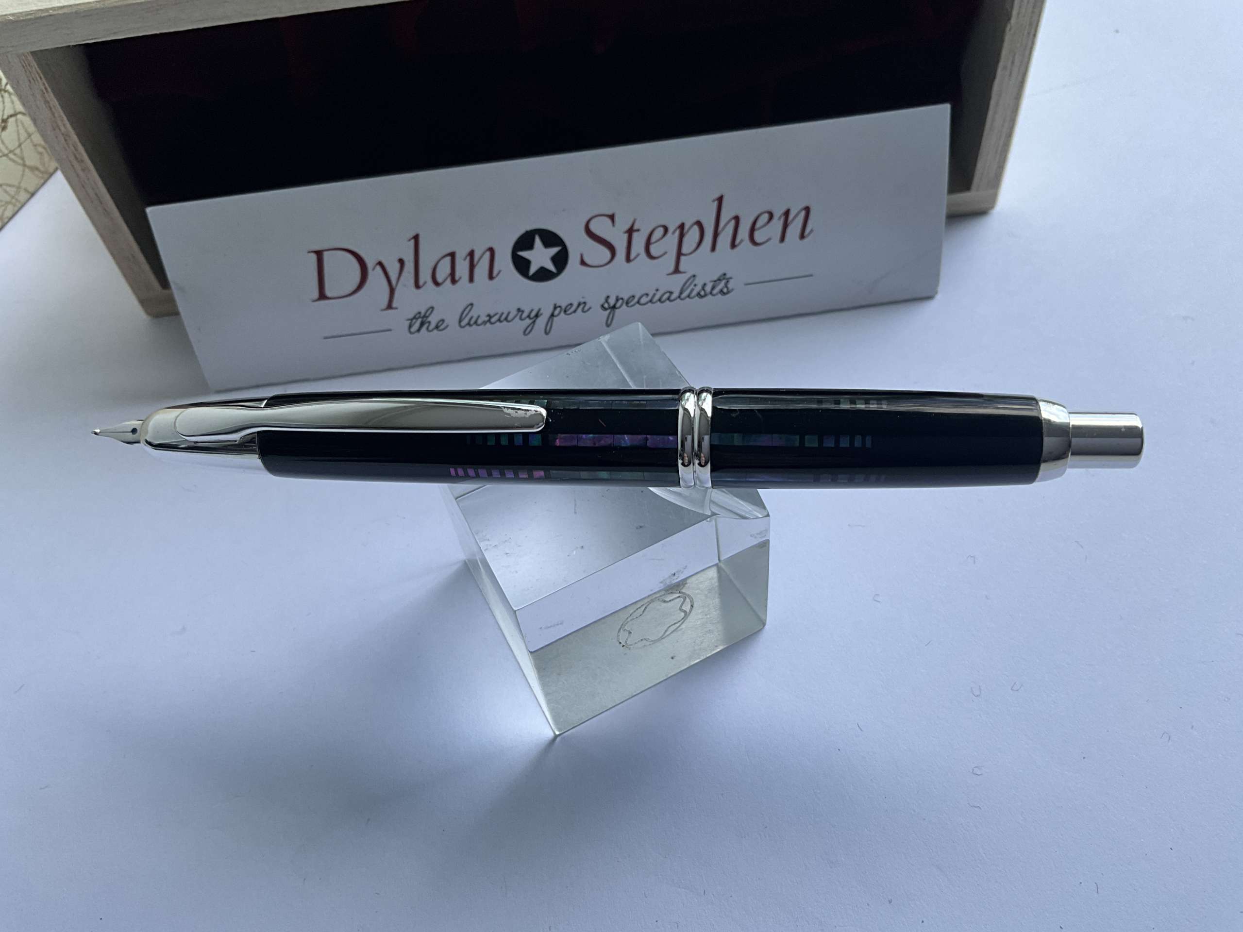 Pilot Namiki Capless Vanishing Point Raden Stripe Fountain Pen - Image 5