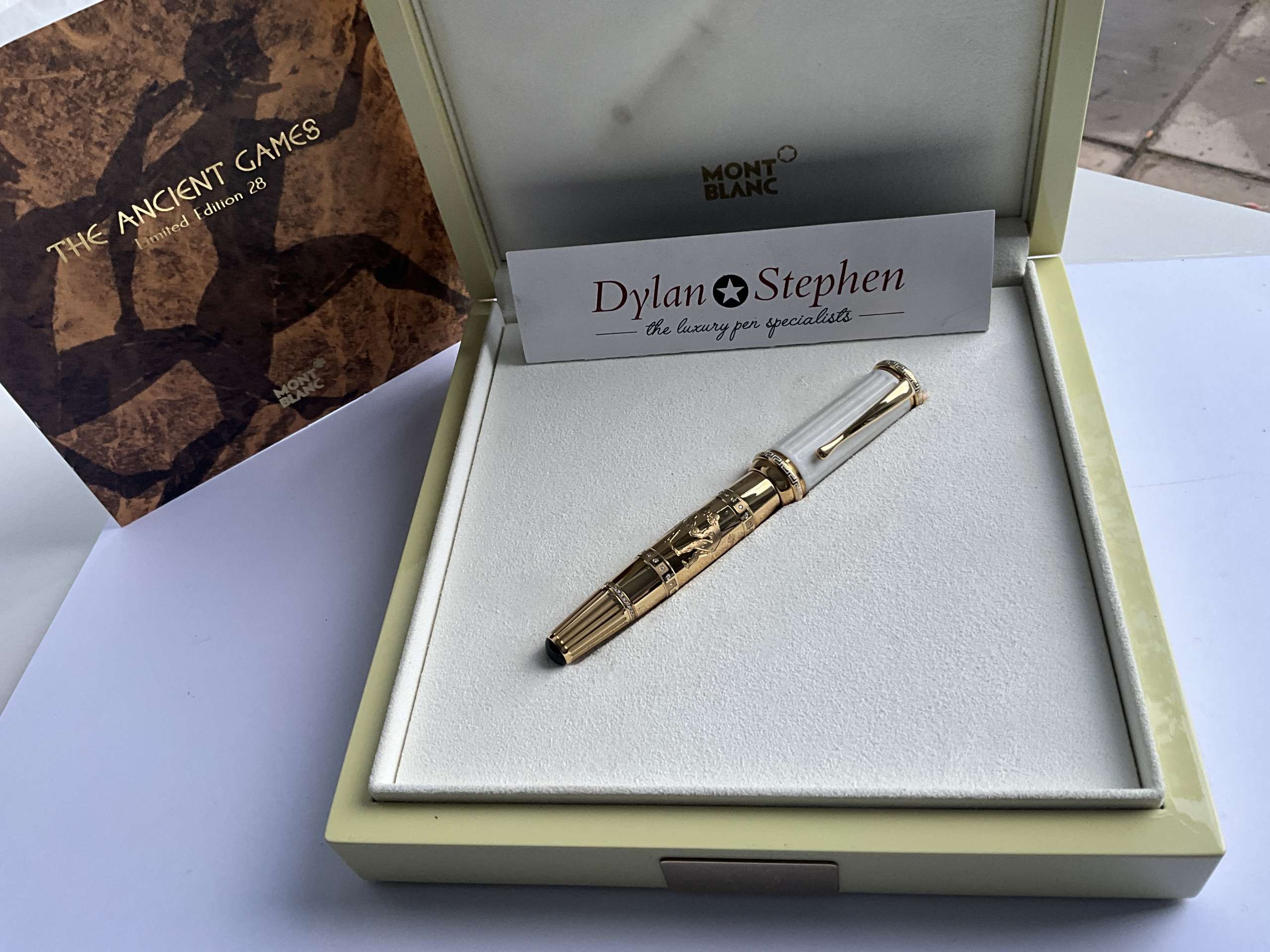 Montblanc The Ancient Games Limited Artisan Edition fountain pen - Image 10