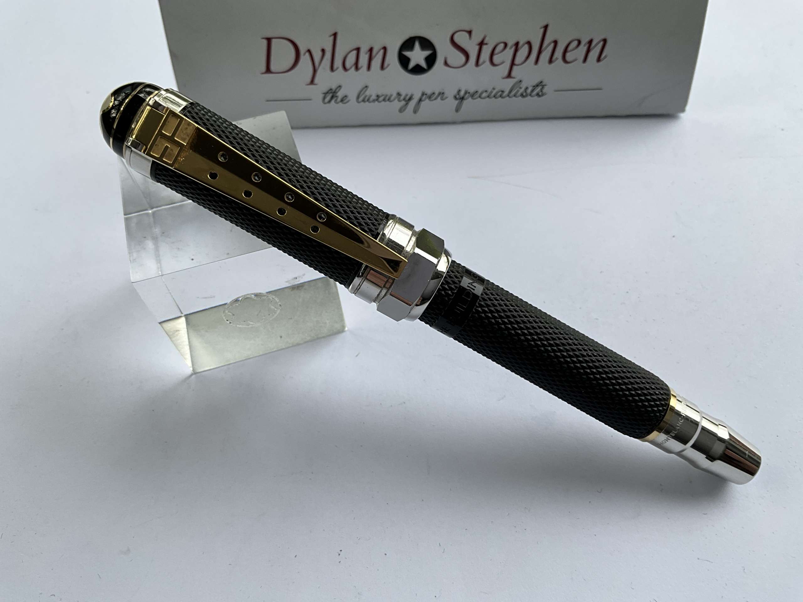 Montblanc Great Characters Elvis Presley Special Edition Rollerball Pen - Image 5