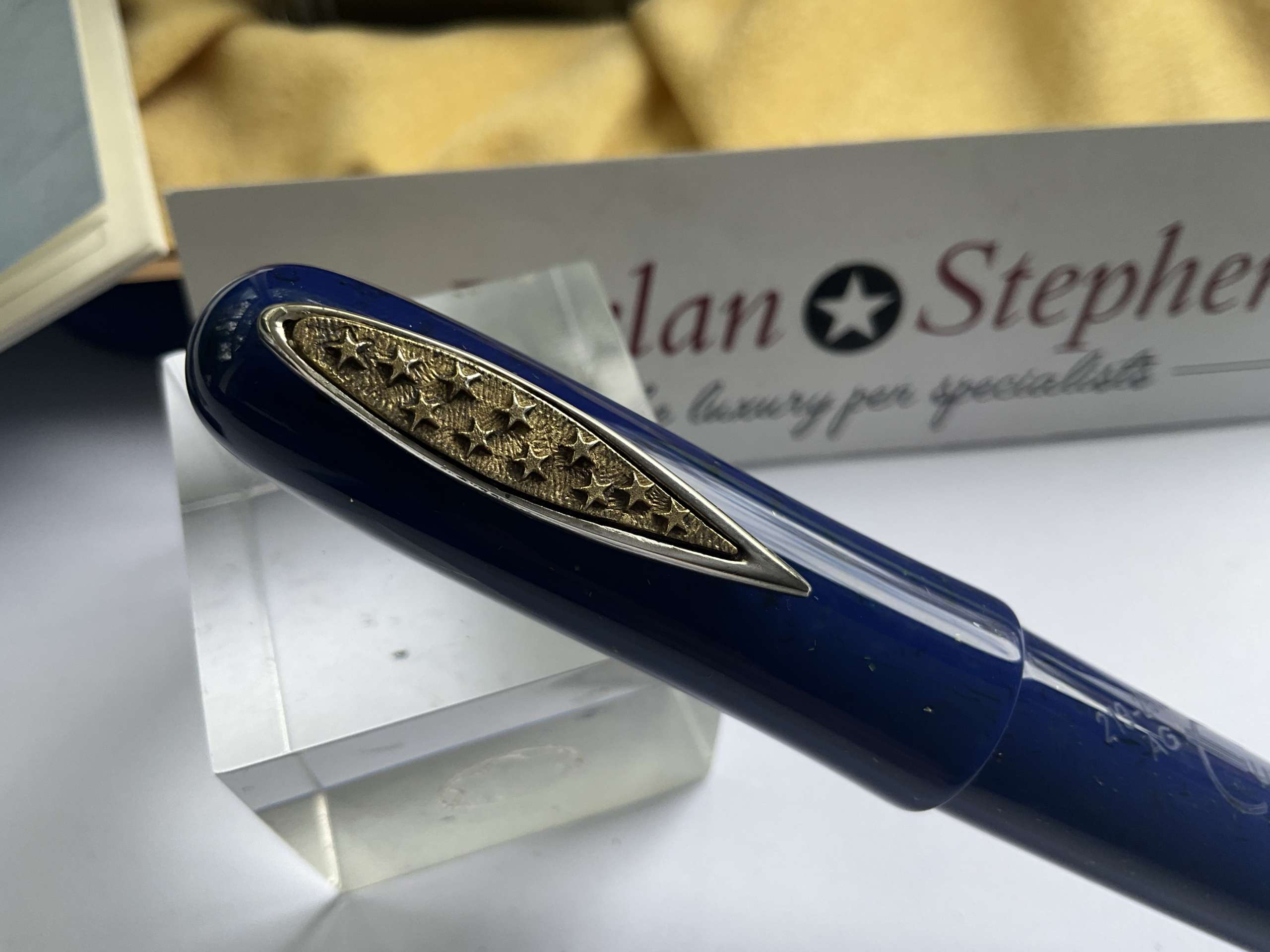 Marlen Euro 2002 Limited Edition Blue Fountain Pen - Image 3