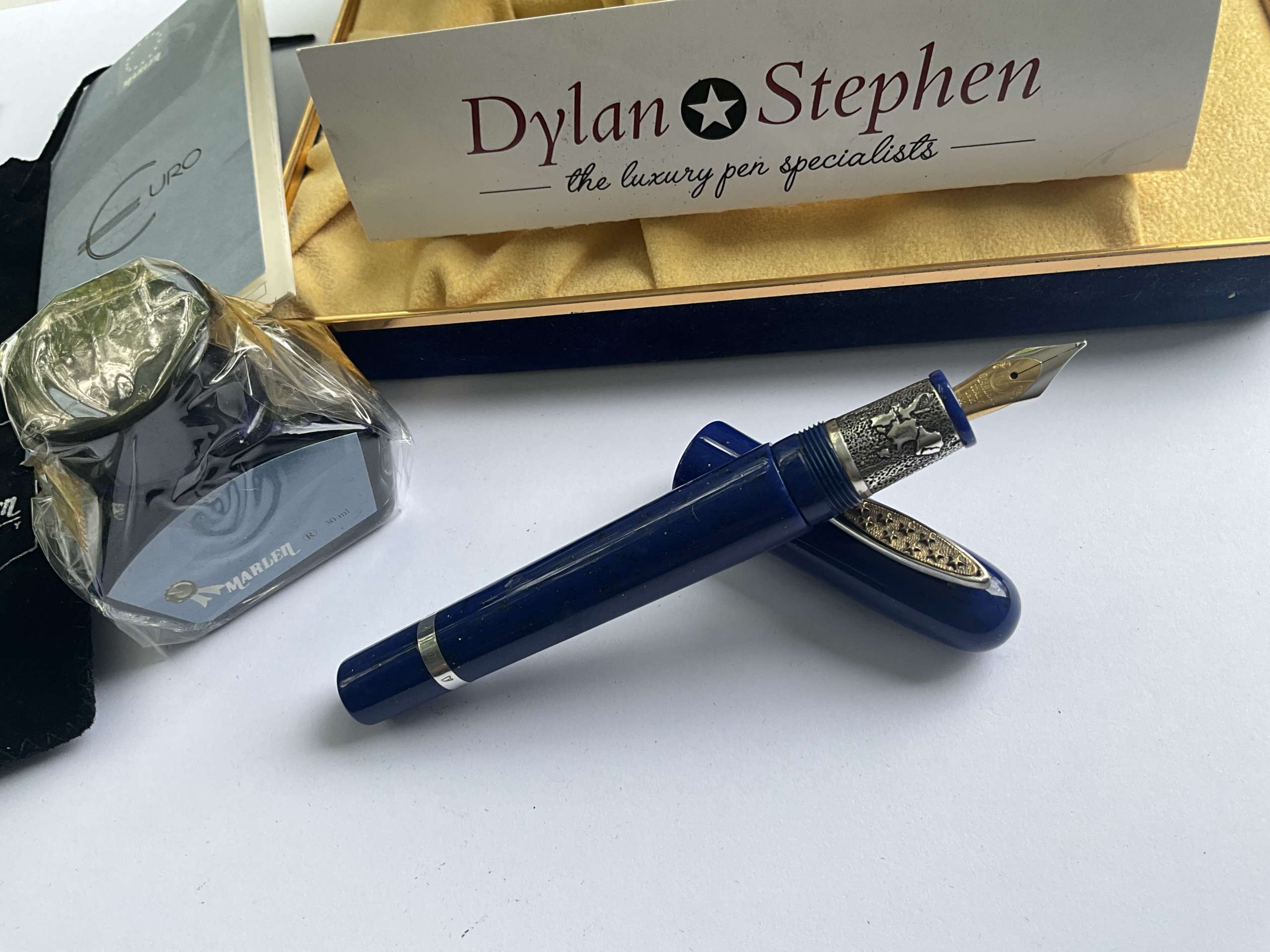 Marlen Euro 2002 Limited Edition Blue Fountain Pen - Image 6