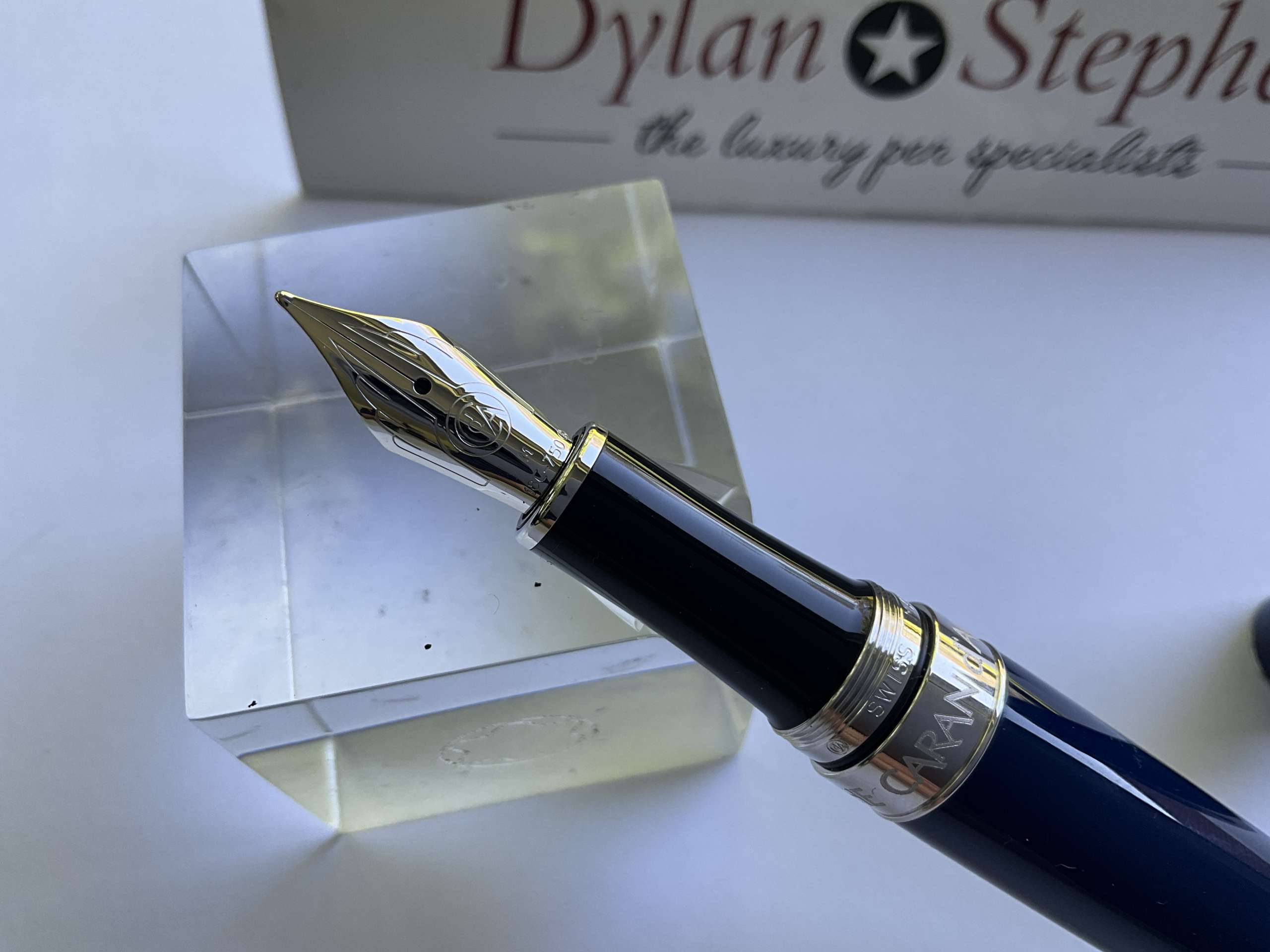 Caran d'Ache Leman Blue Fountain Pen - Image 2