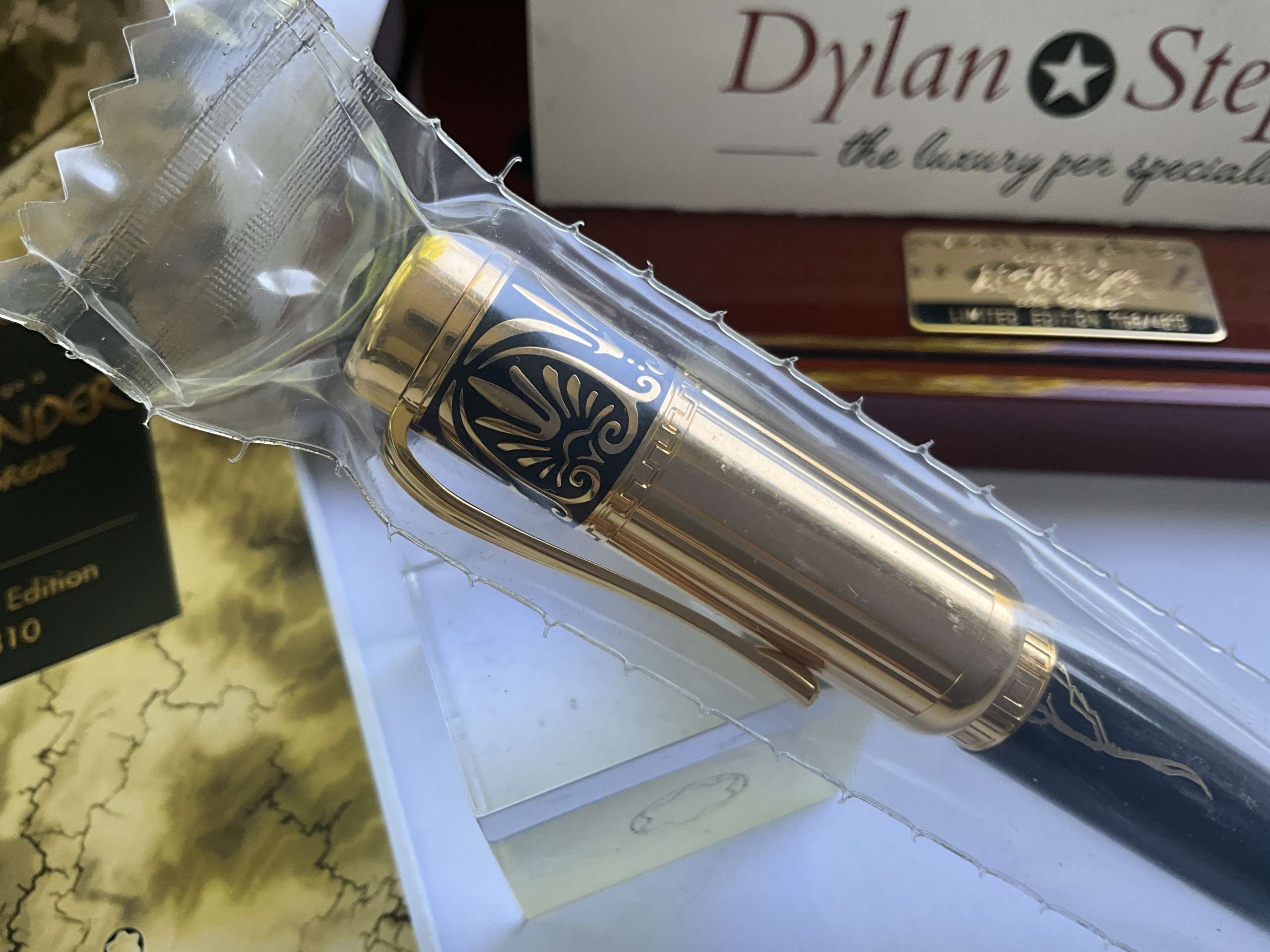 Montblanc Patron of the Arts Alexander the Great 4810 Limited Edition Fountain pen - Image 4