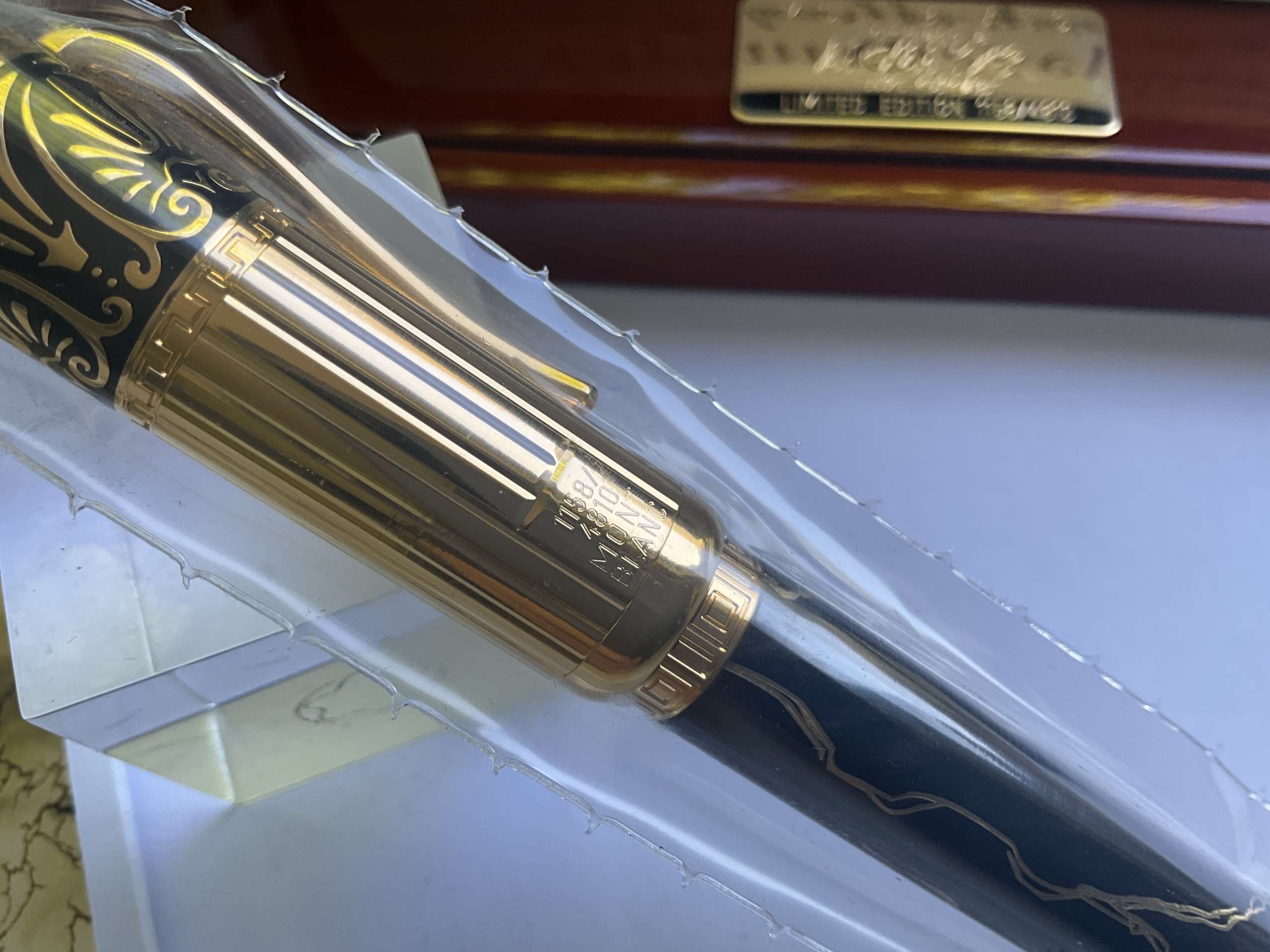 Montblanc Patron of the Arts Alexander the Great 4810 Limited Edition Fountain pen - Image 2
