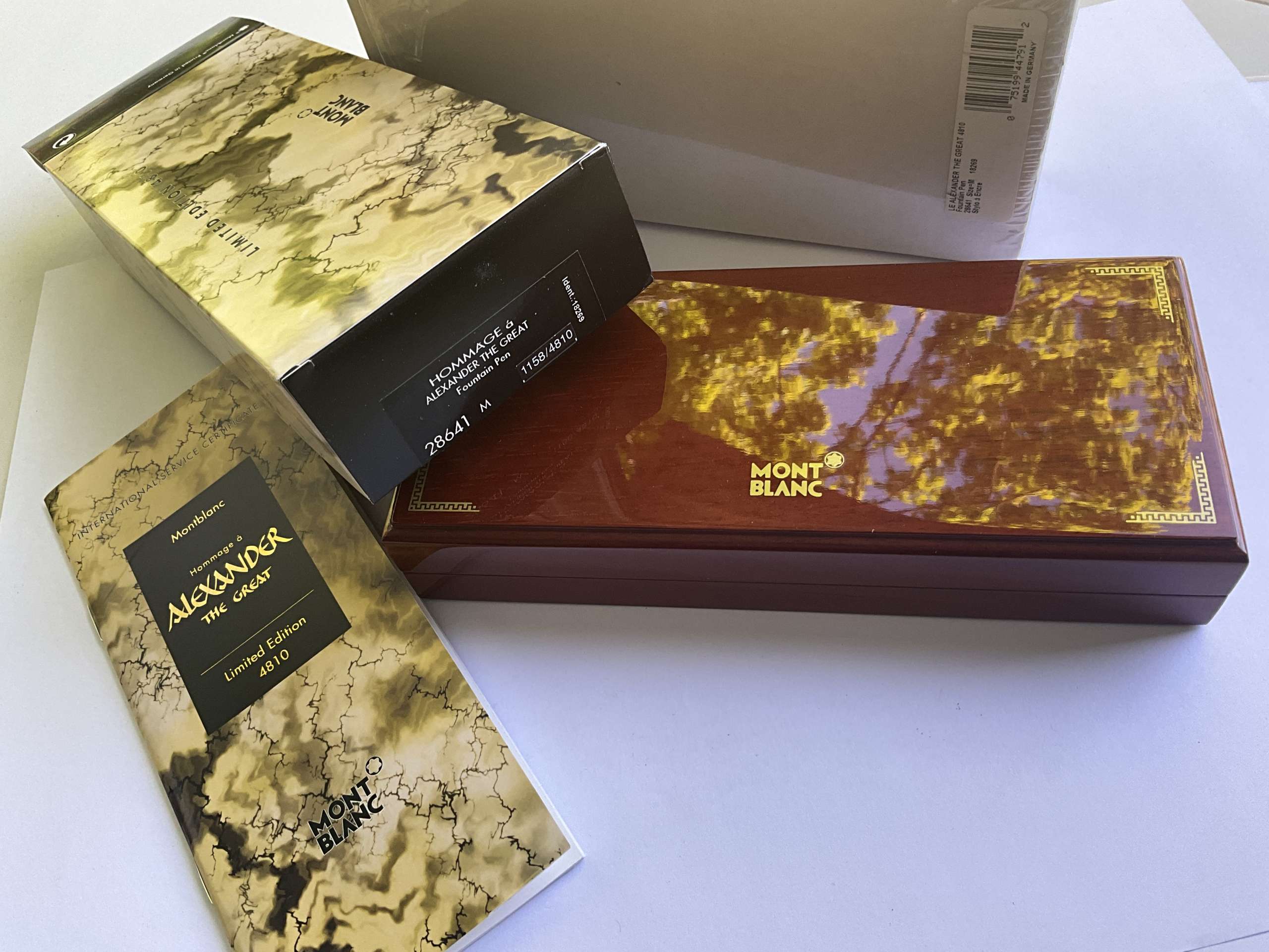 Montblanc Patron of the Arts Alexander the Great 4810 Limited Edition Fountain pen - Image 9