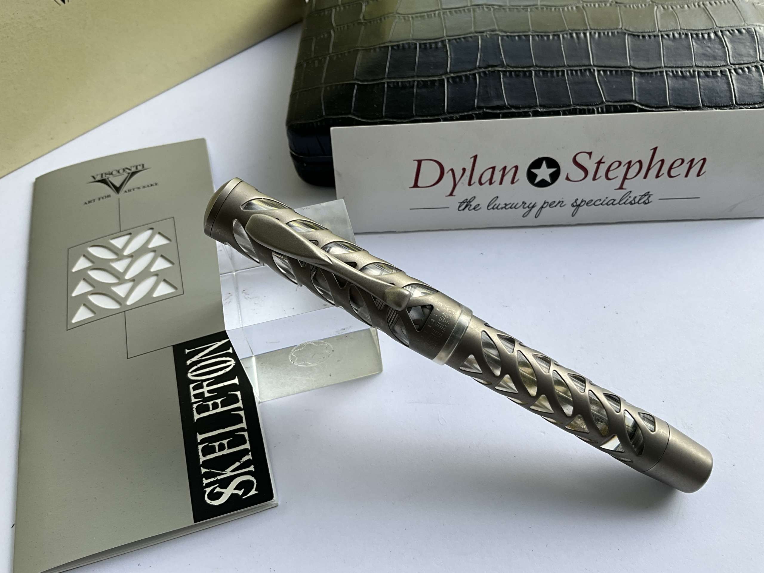 Visconti Skeleton Titanium Limited Edition fountain pen - Image 8