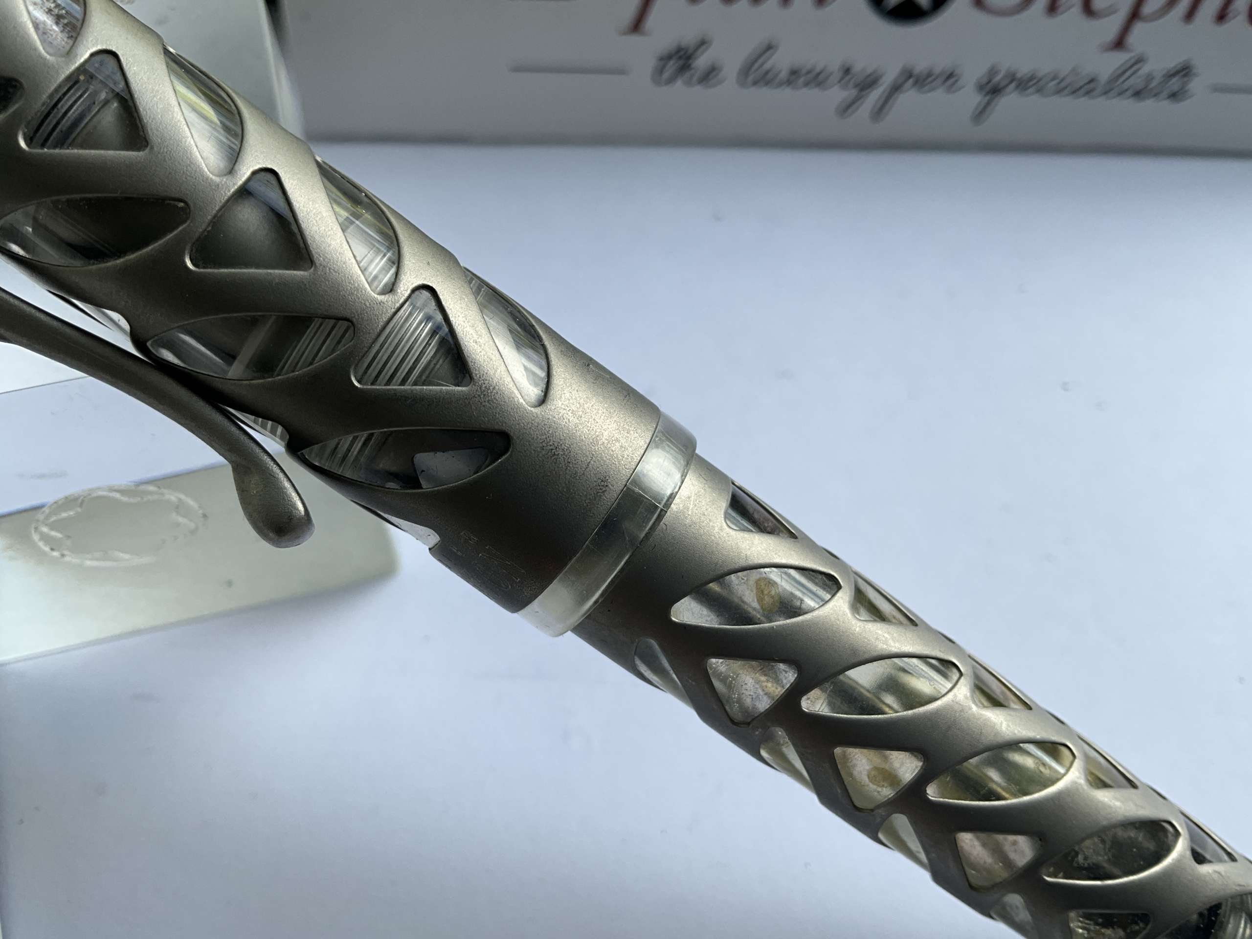 Visconti Skeleton Titanium Limited Edition fountain pen - Image 3