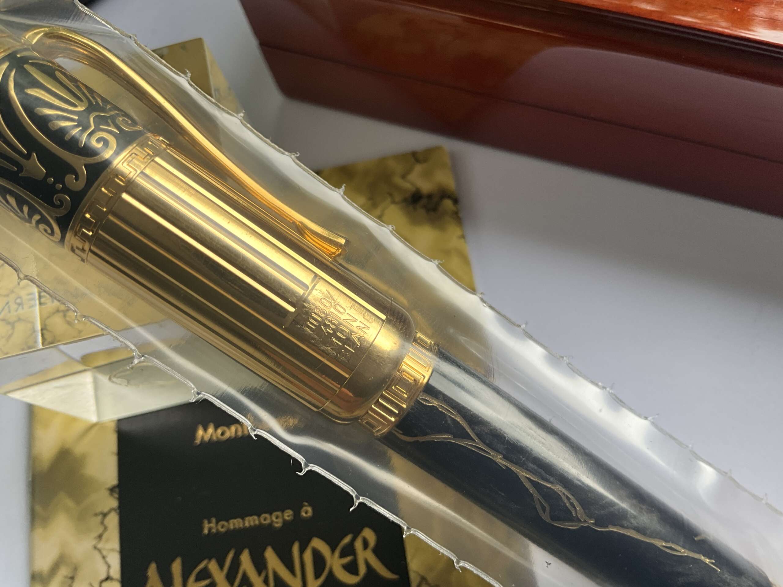 Montblanc Patron of the Arts Alexander the Great 4810 Limited Edition Fountain pen - Image 2