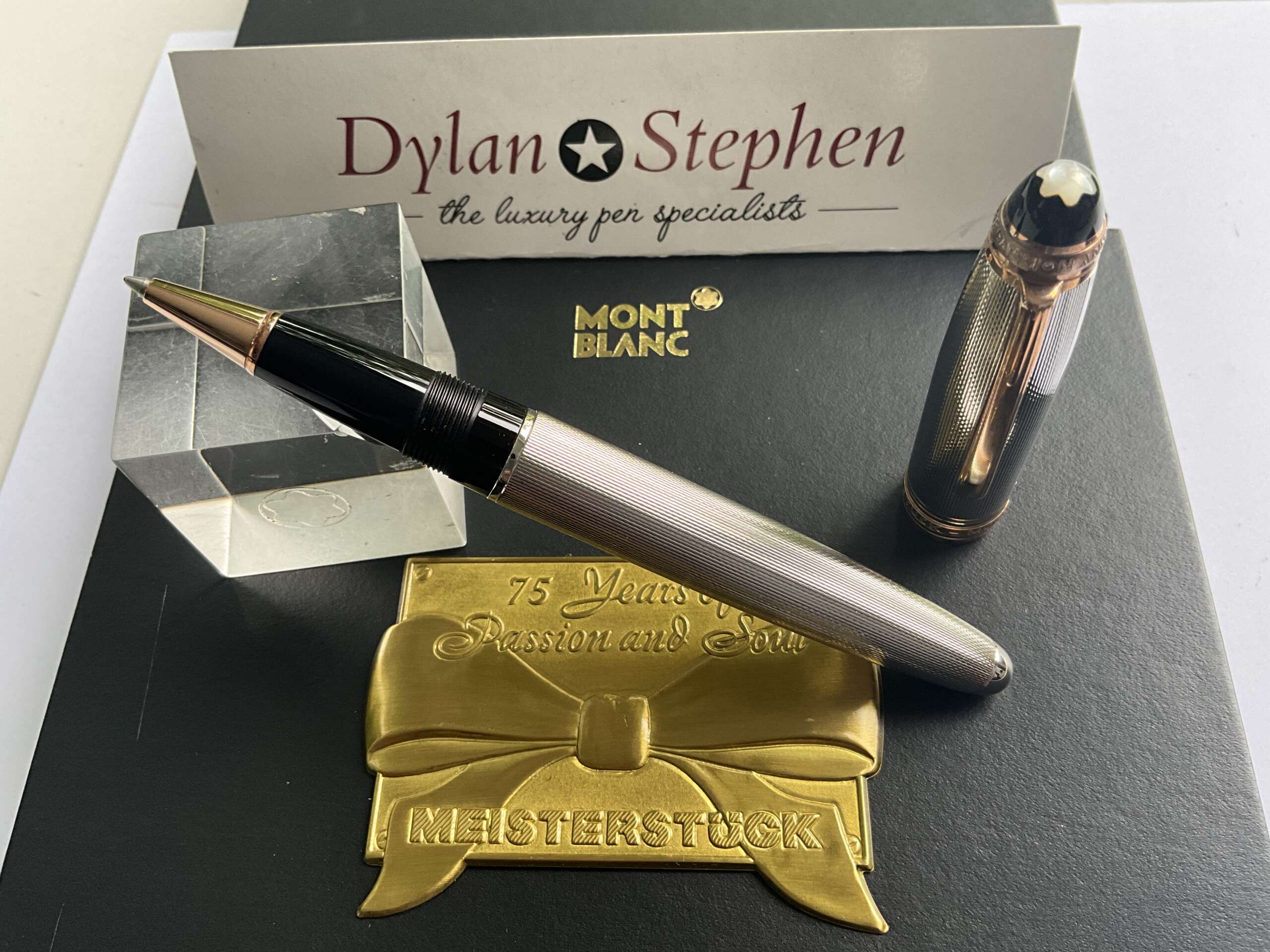 Montblanc Meisterstuck Legrand 75th Anniversary Limited Edition 1924 Silver Rollerball Pen (Copy) - Image 6
