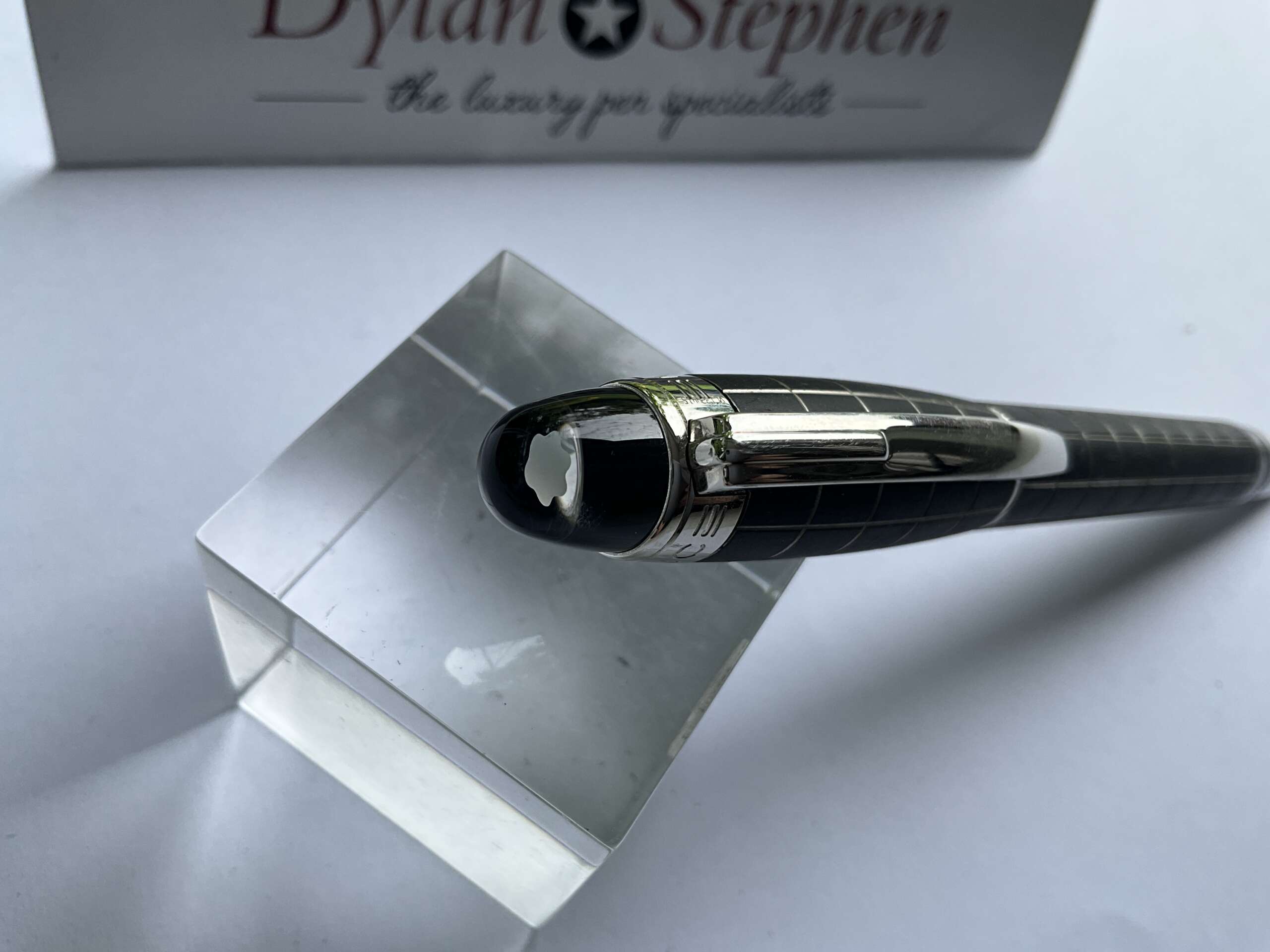 Montblanc Starwalker Platinum and Rubber Fineliner Pen - Image 2