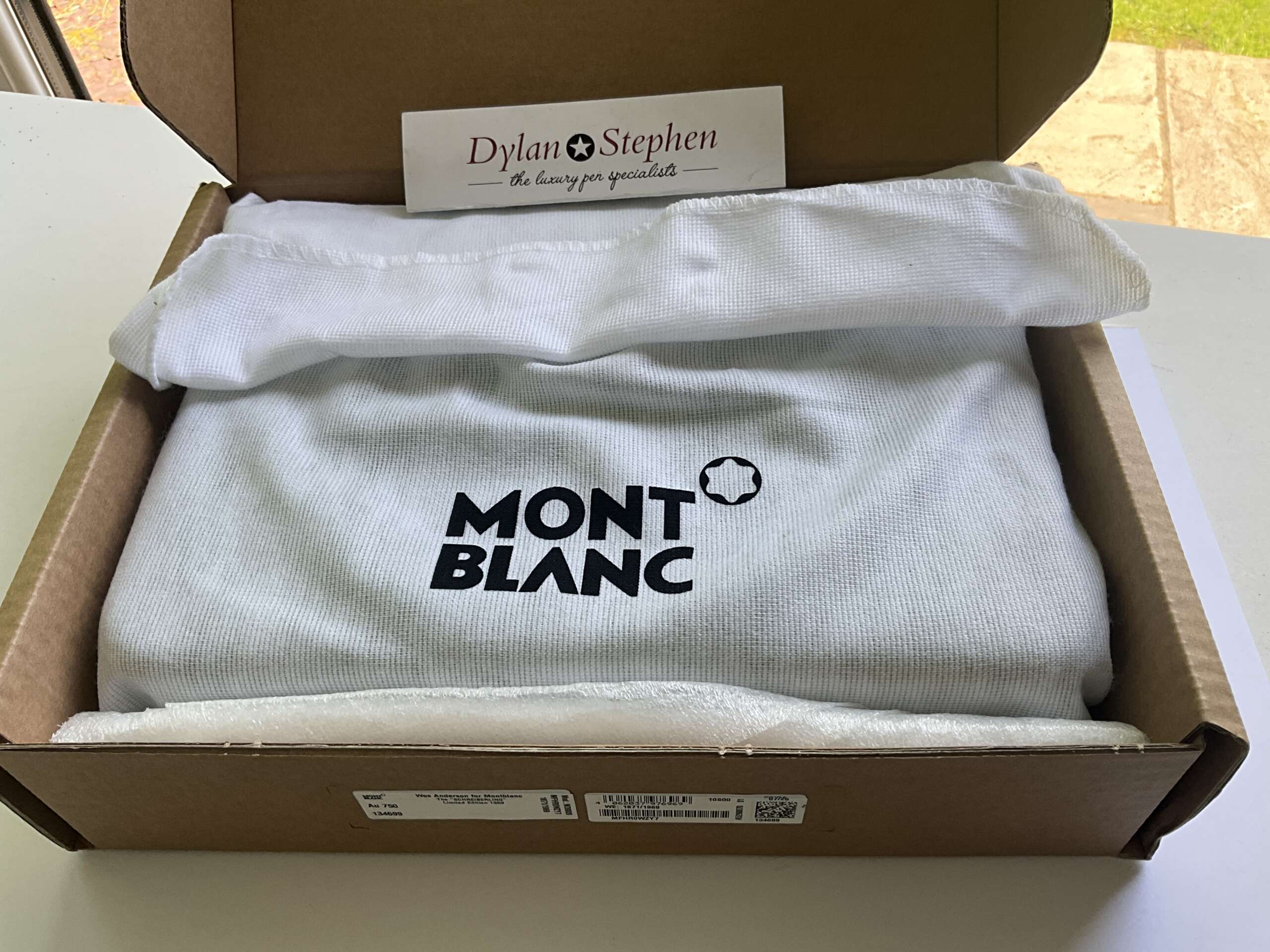 Montblanc Wes Anderson The Schreiberling Limited Edition 1969 Fountain Pen Set - Image 12
