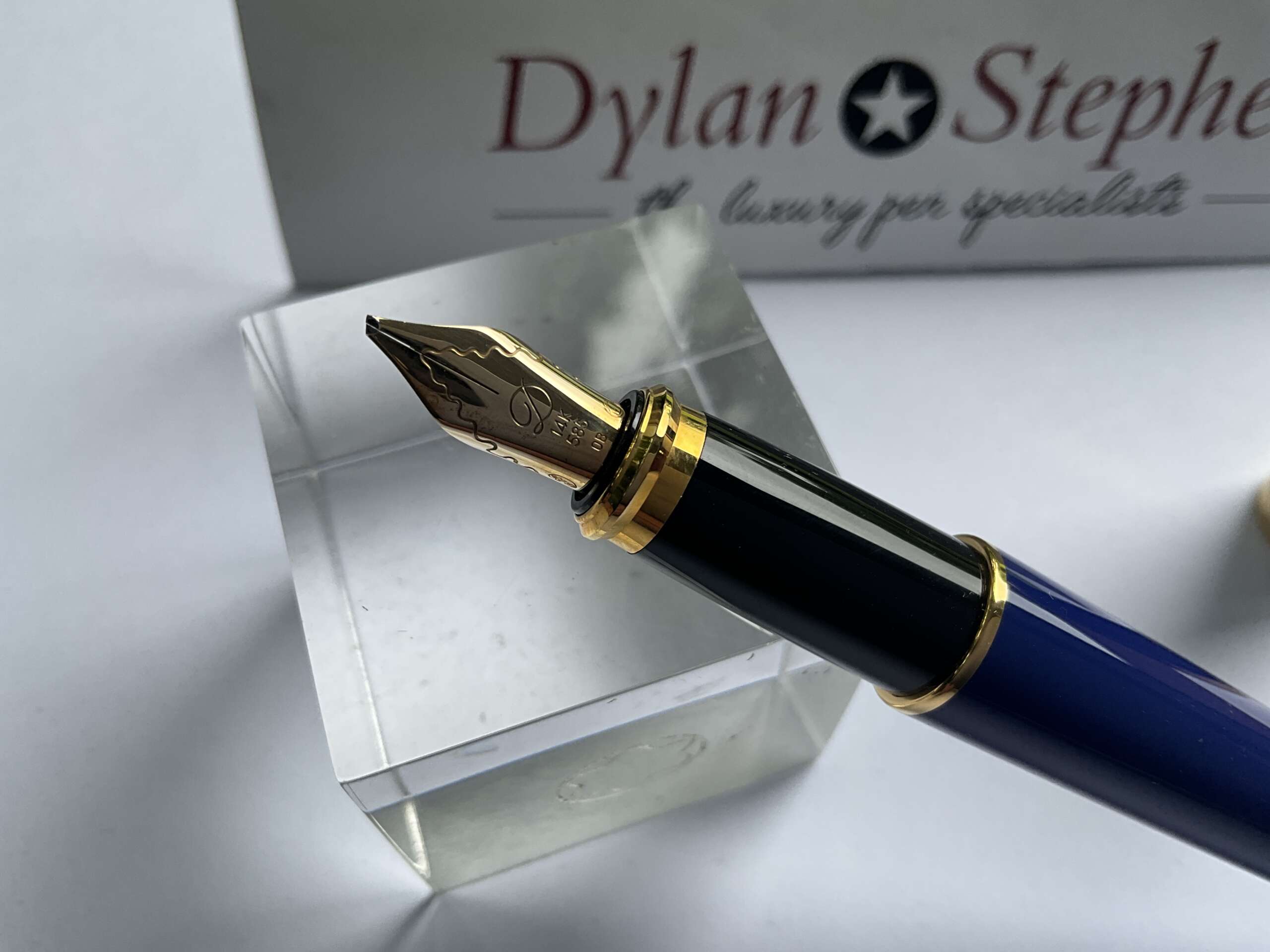 ST DuPont Fidelio Blue Lacquer Fountain Pen - Image 2
